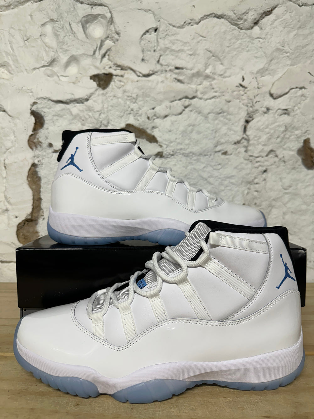 Air Jordan 11 High Legend Blue Sz 13 DS