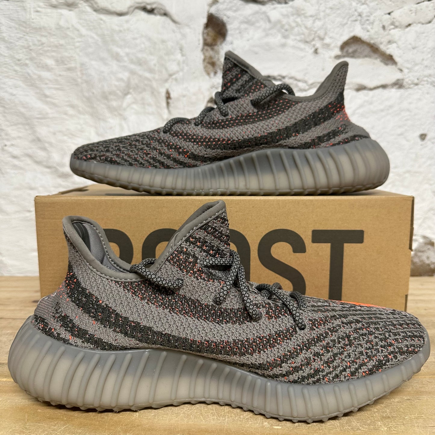 Yeezy 350 V2 Beluga Reflective 1.0 Sz 10.5