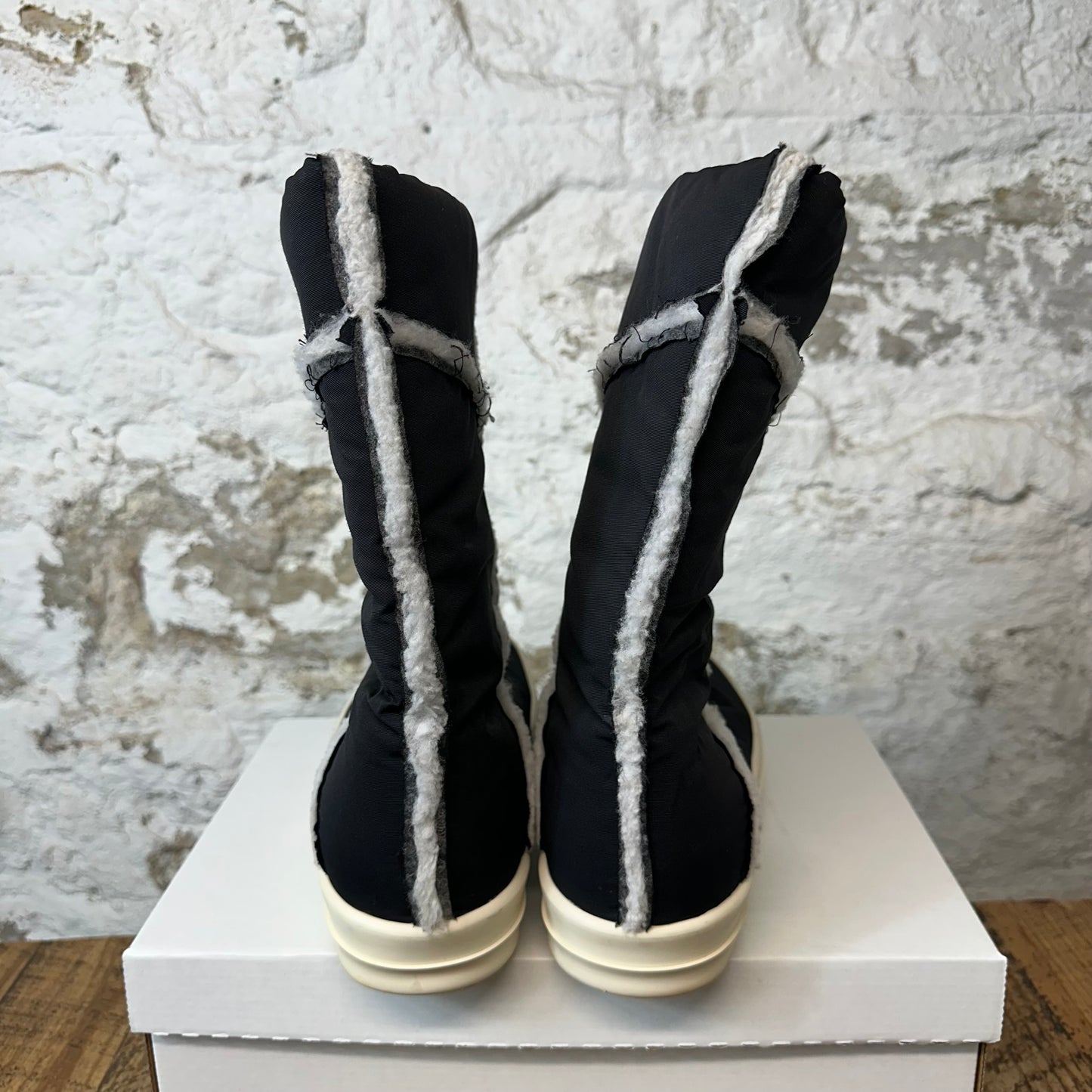 Rick Ownes Fur Lined Puffer Boots Sz 9 (42) No Box