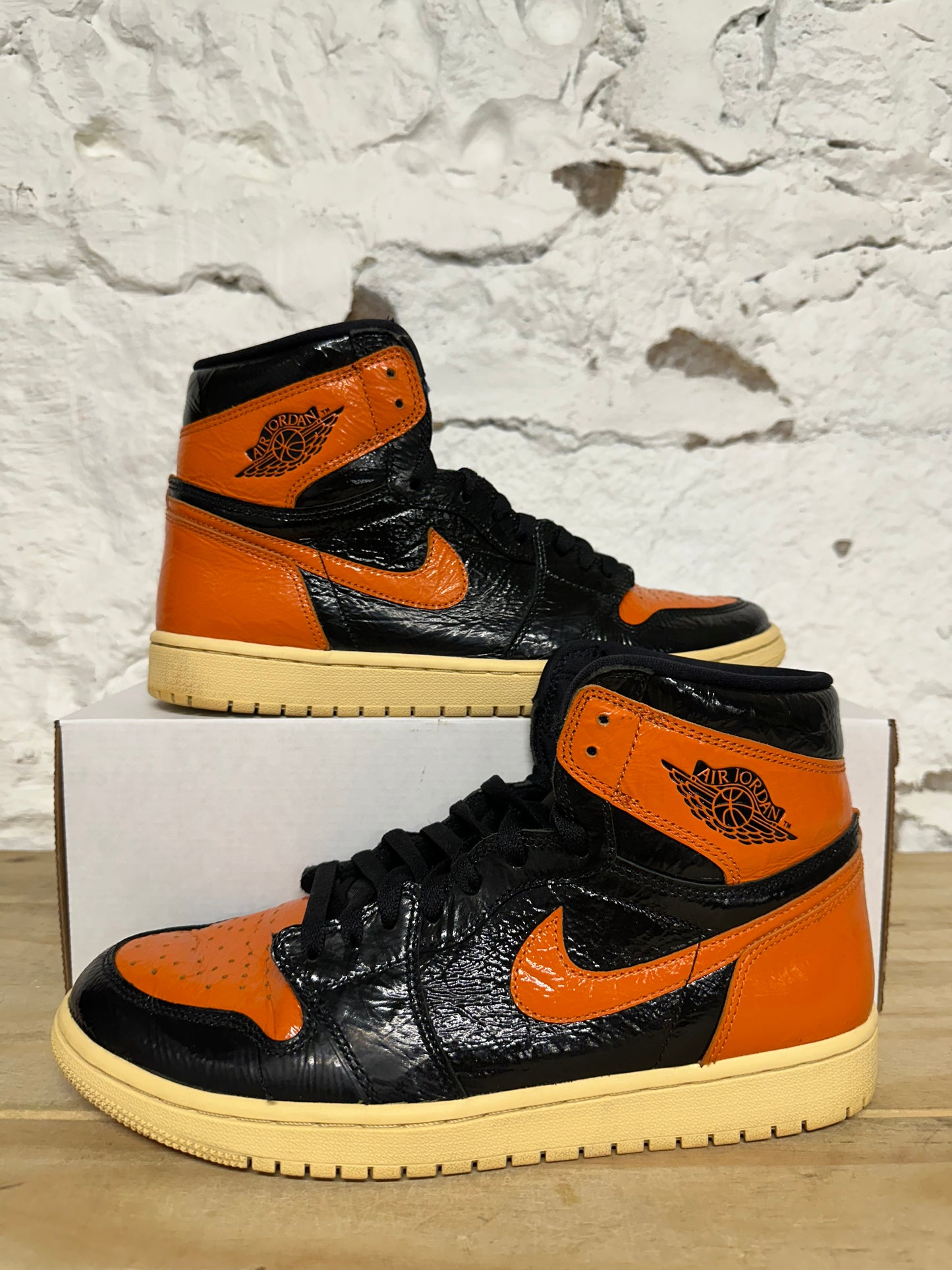 Air Jordan 1 High Shattered Backboard 3.0 Sz 10.5