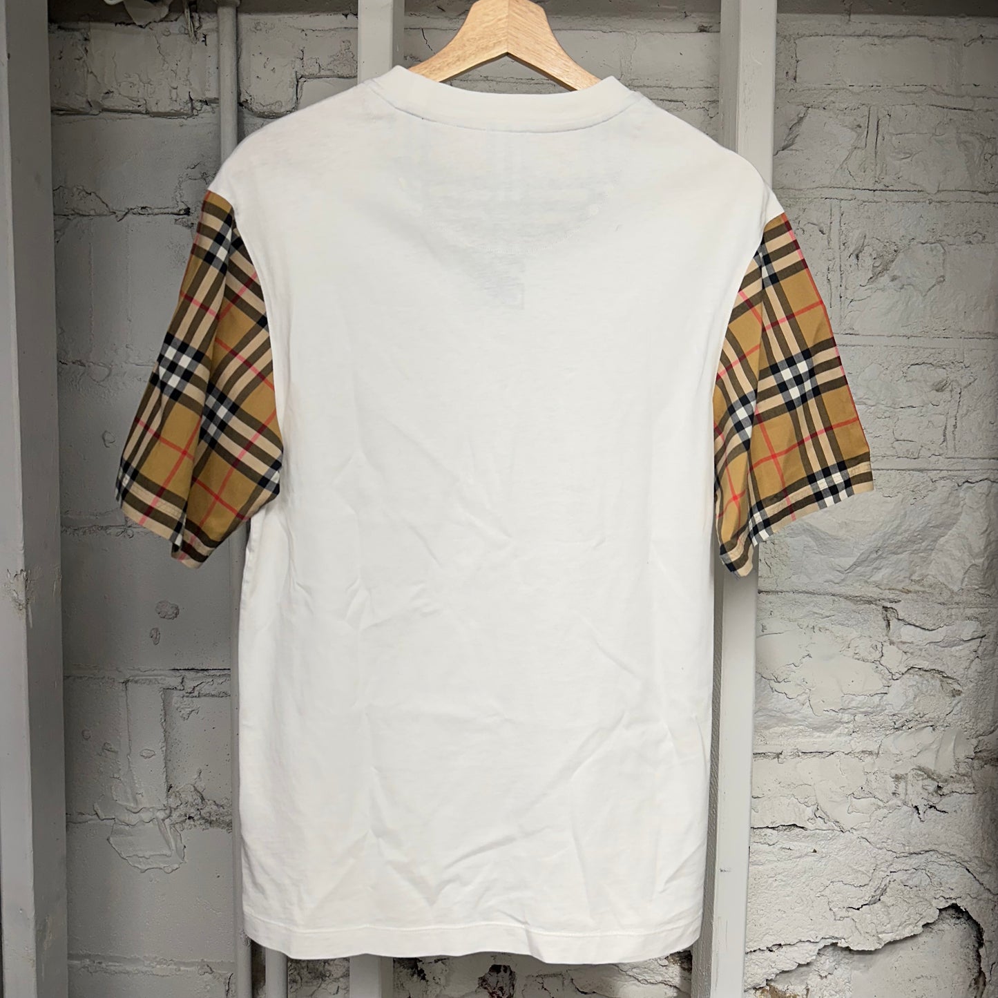 Burberry Plaid Sleeve White T-Shirt Sz XS