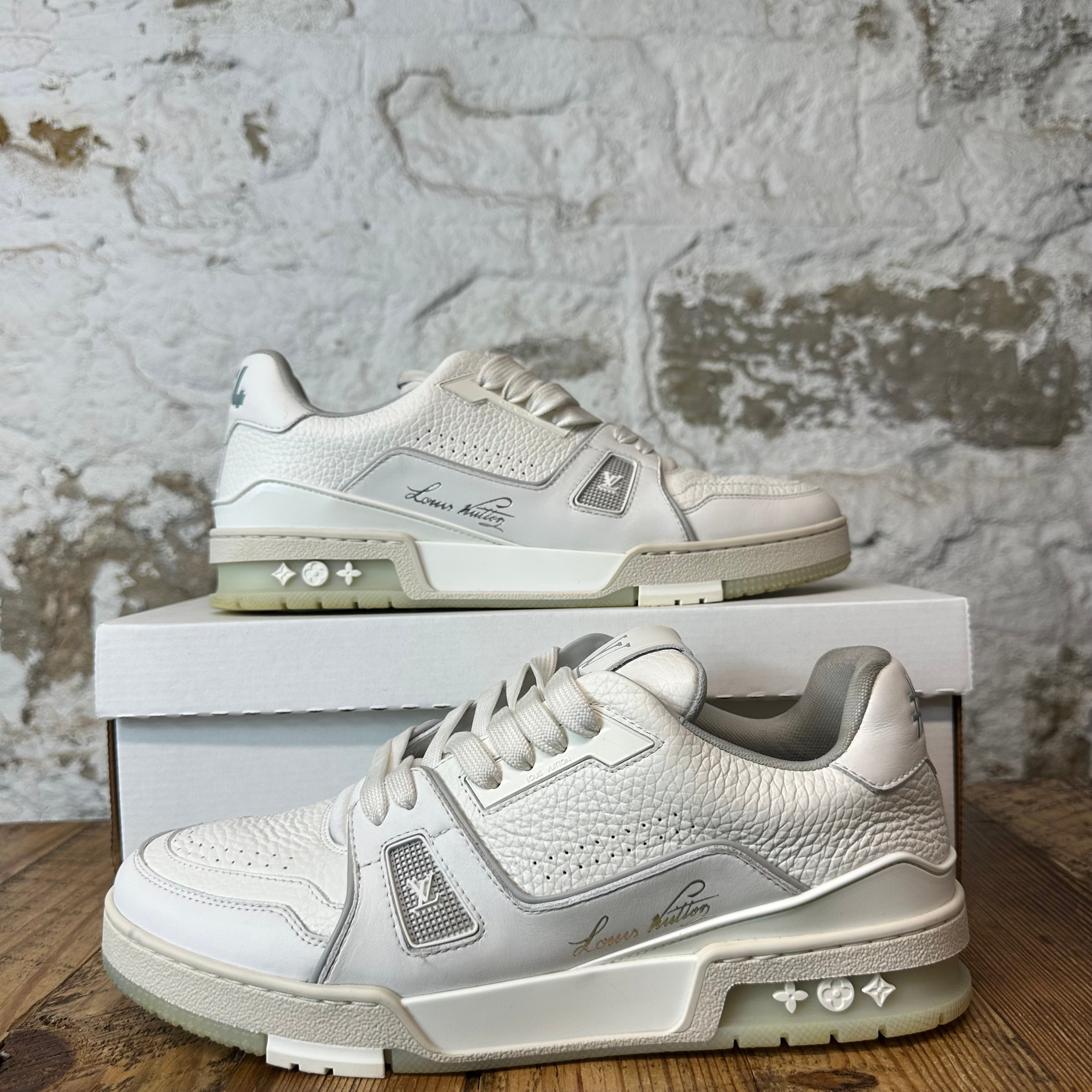 Louis Vuitton Triple White Leather Trainer Sneaker Sz 9.5 (8LV)