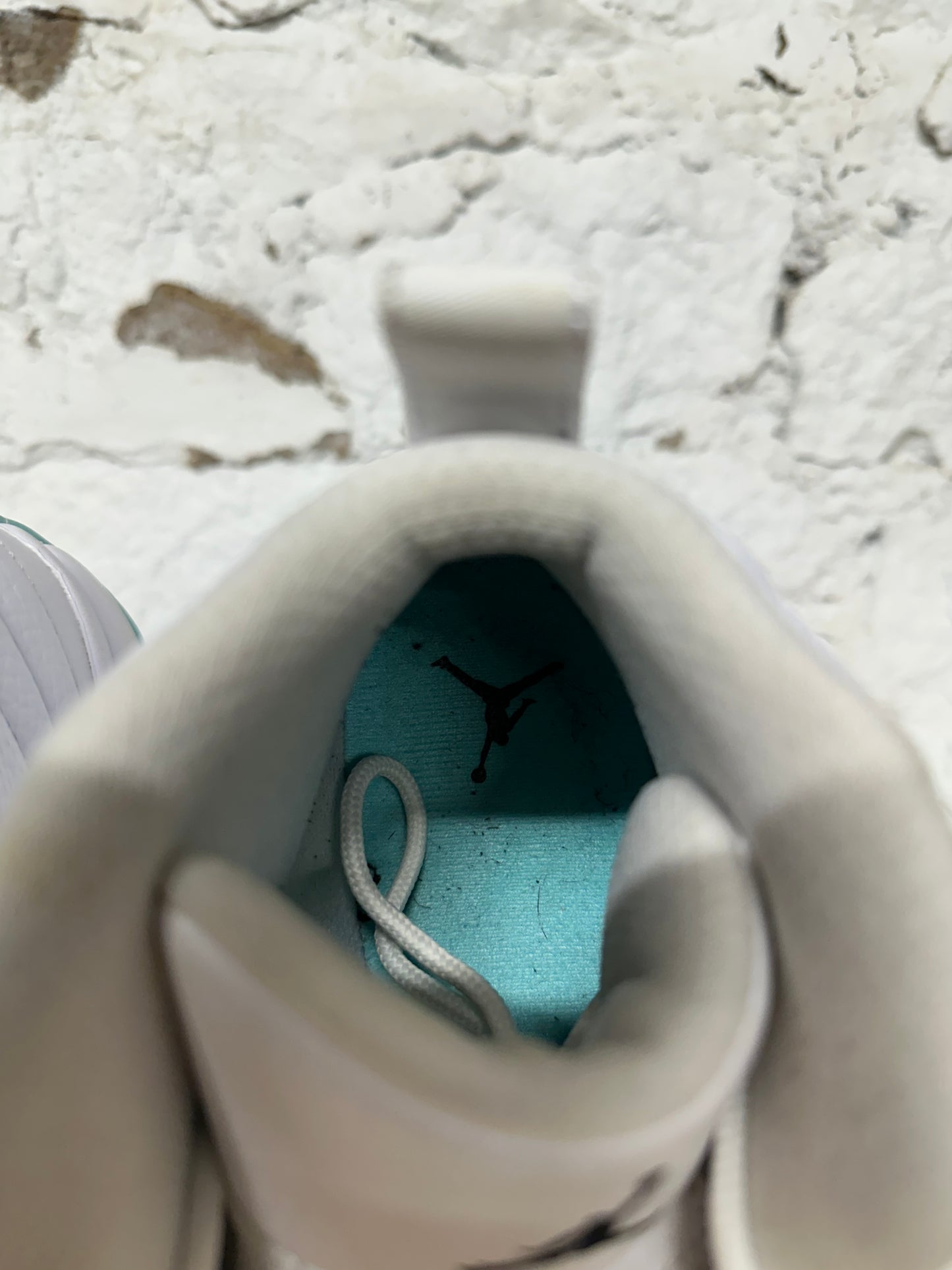 Air Jordan 12 Light Aqua Sz 8.5Y