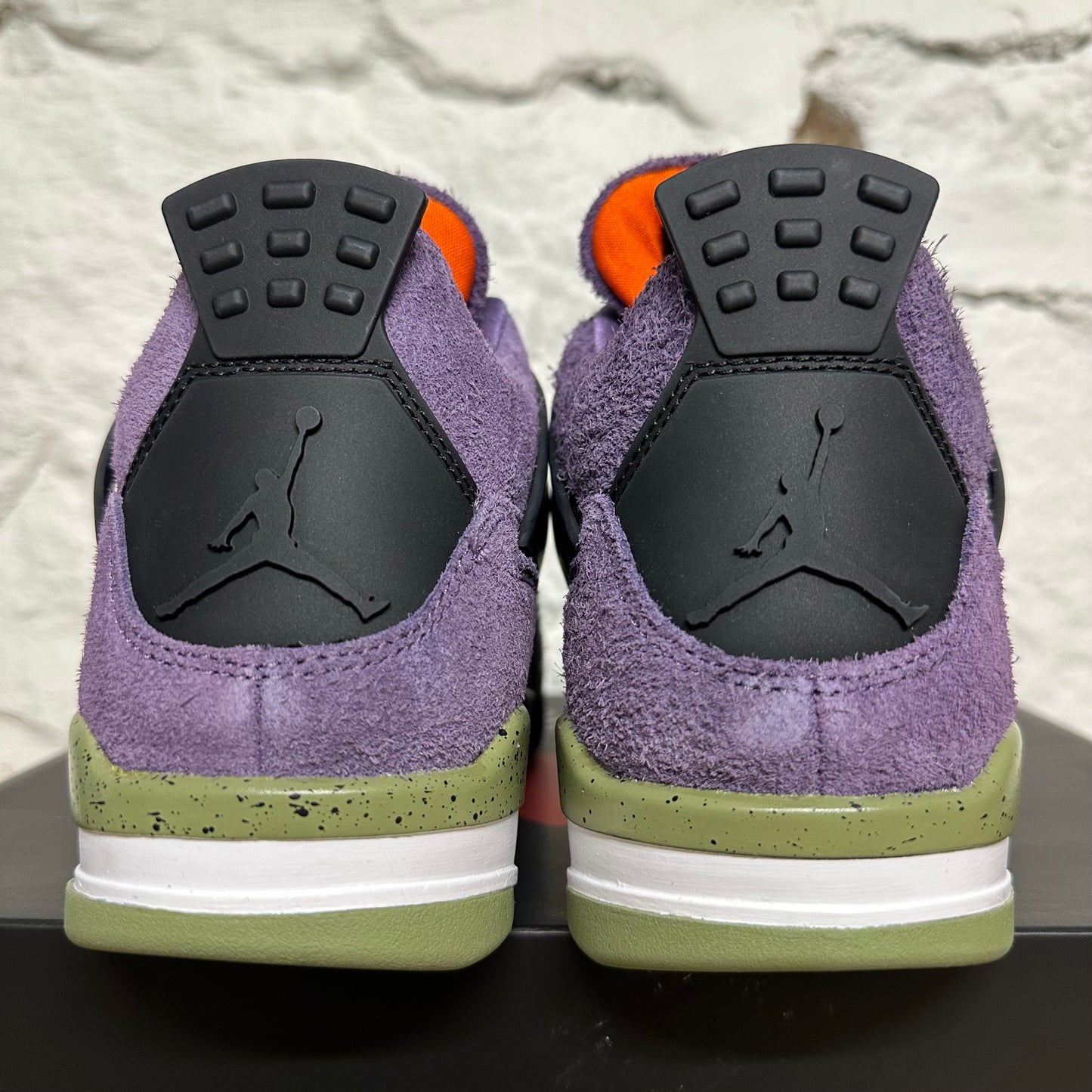 Air Jordan 4 Canyon Purple Sz 8.5 (10W) DS
