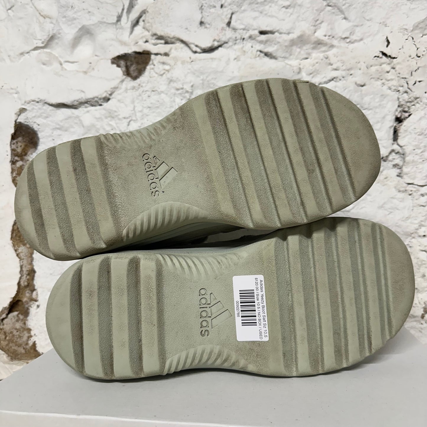 Yeezy Desert Boot Salt Sz 10.5