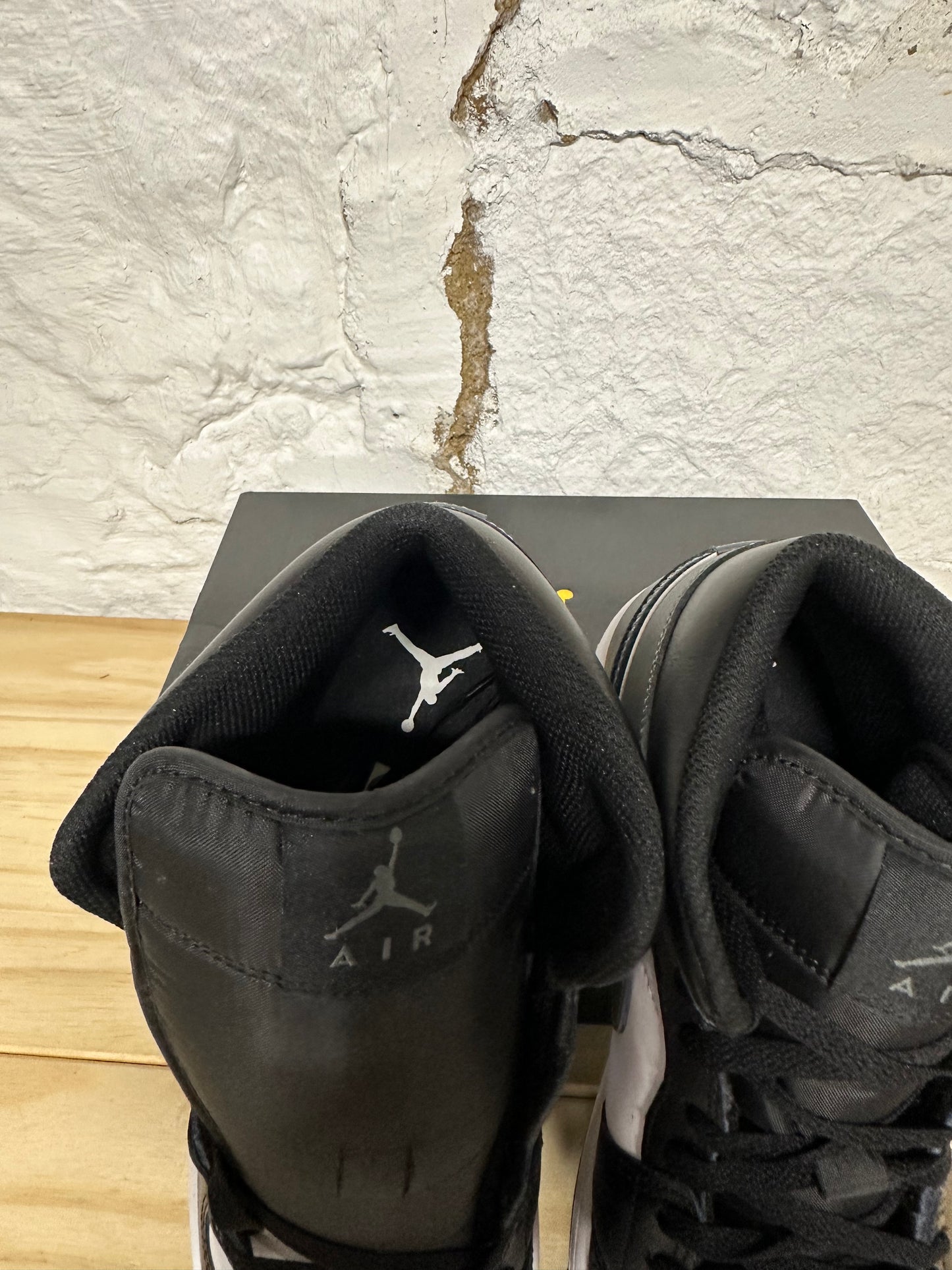 Air Jordan 1 Mid Iron Grey Sz 10.5 DS