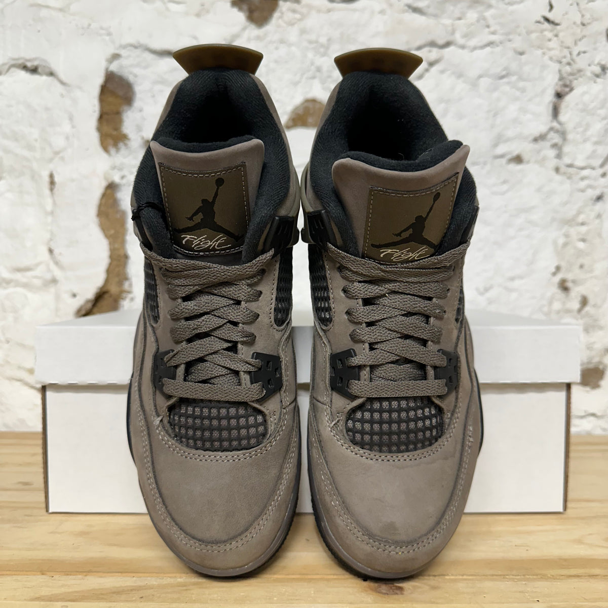 Air Jordan 4 Cave Stone Sz 6Y