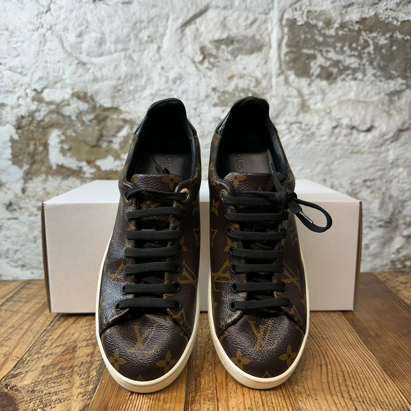 Louis Vuitton Brown Black Patent Frontrow Sneaker Sz 5.5 (37.5)