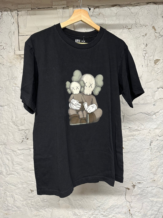 Kaws Figures Black T-Shirt Sz XL