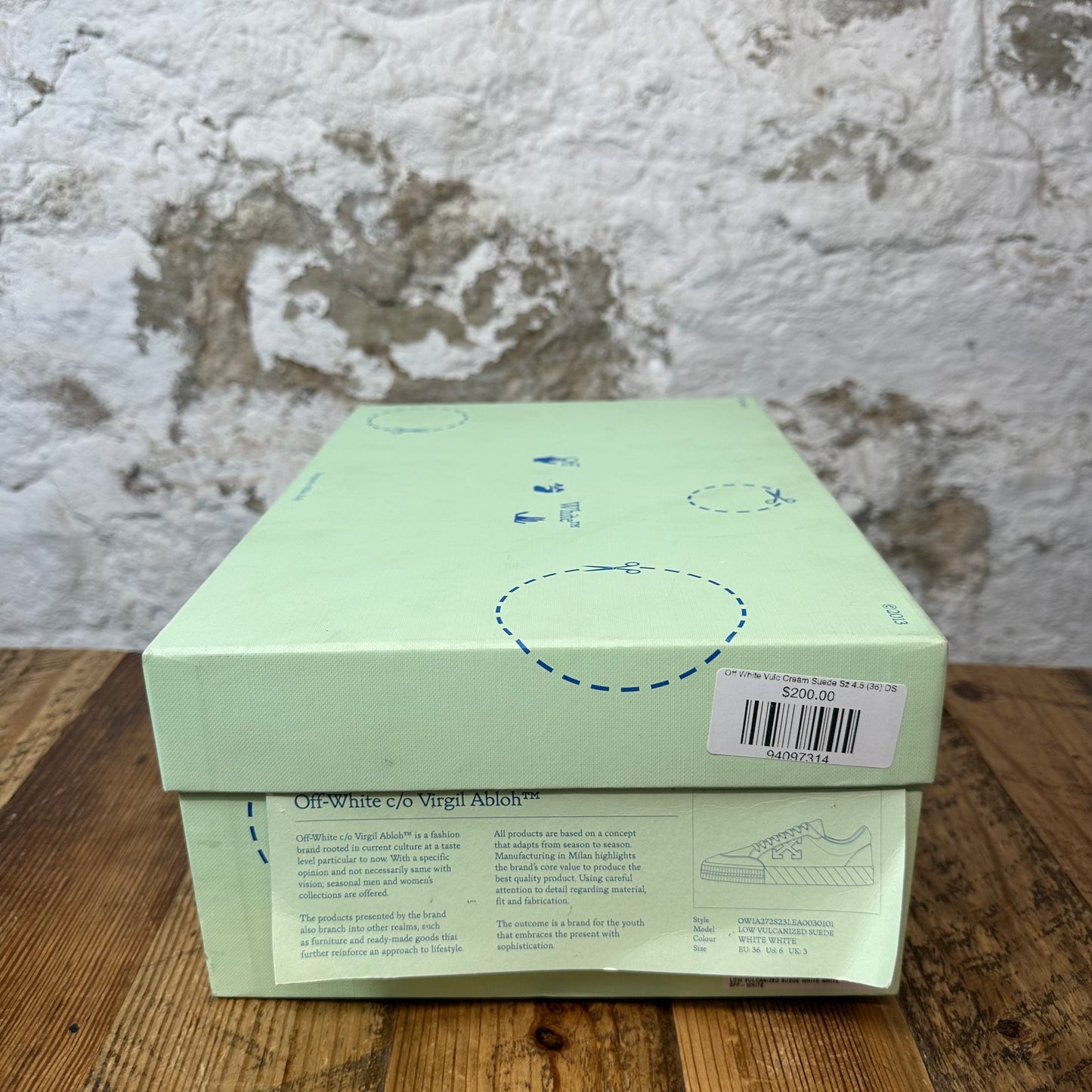 Off White Vulc Cream Suede Sz 4.5 (36) DS