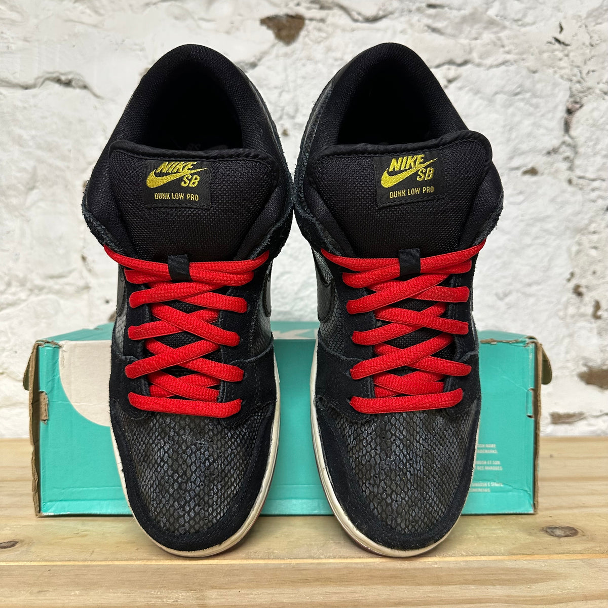 Nike SB Dunk Low Snake Eyes Sz 10.5