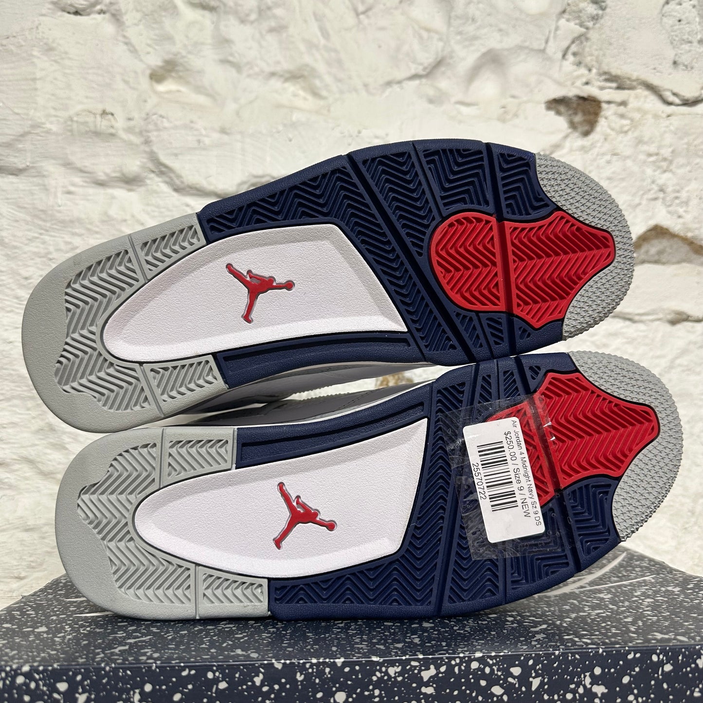 Air Jordan 4 Midnight Navy Sz 9 DS