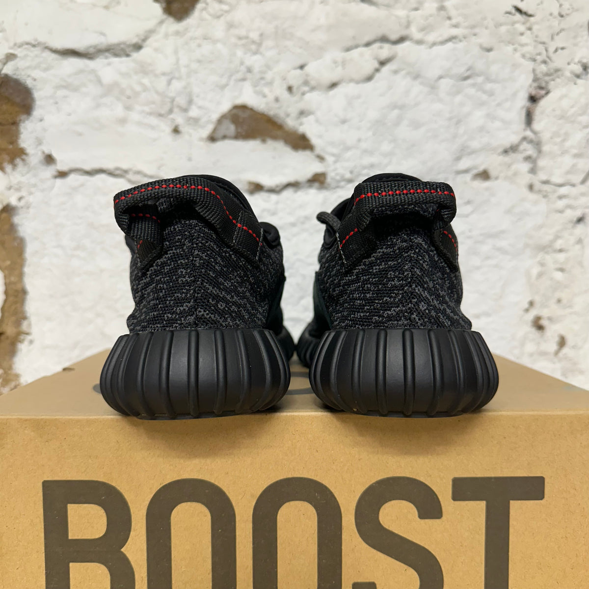 Yeezy 350 V2 Pirate Black (2023) Sz 8.5 DS