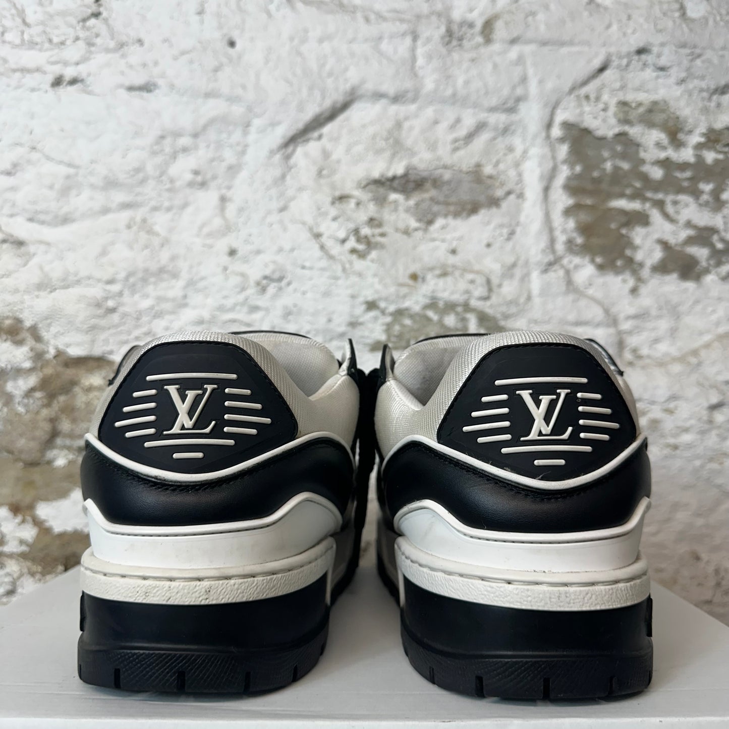 Louis Vuitton Black White Maxi Trainer Sneaker Sz 9 (7.5LV) No Box
