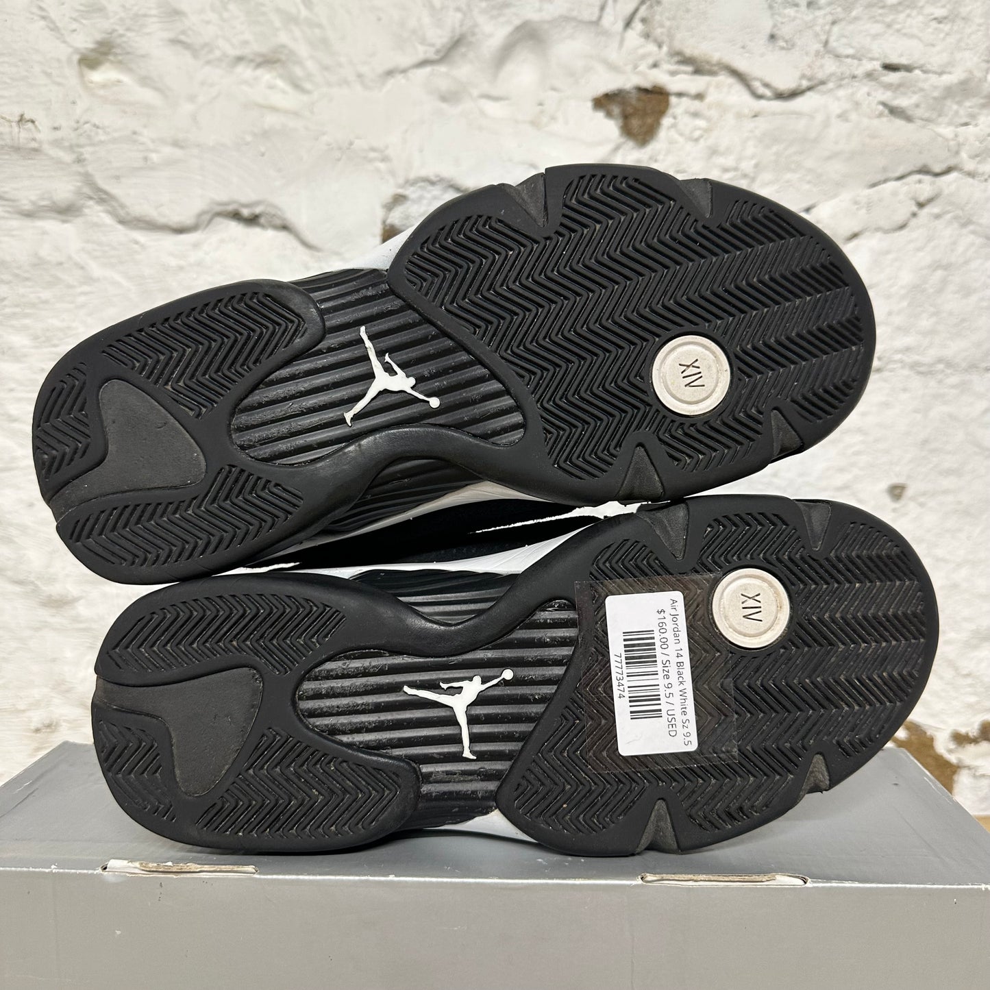 Air Jordan 14 Black White Sz 9.5