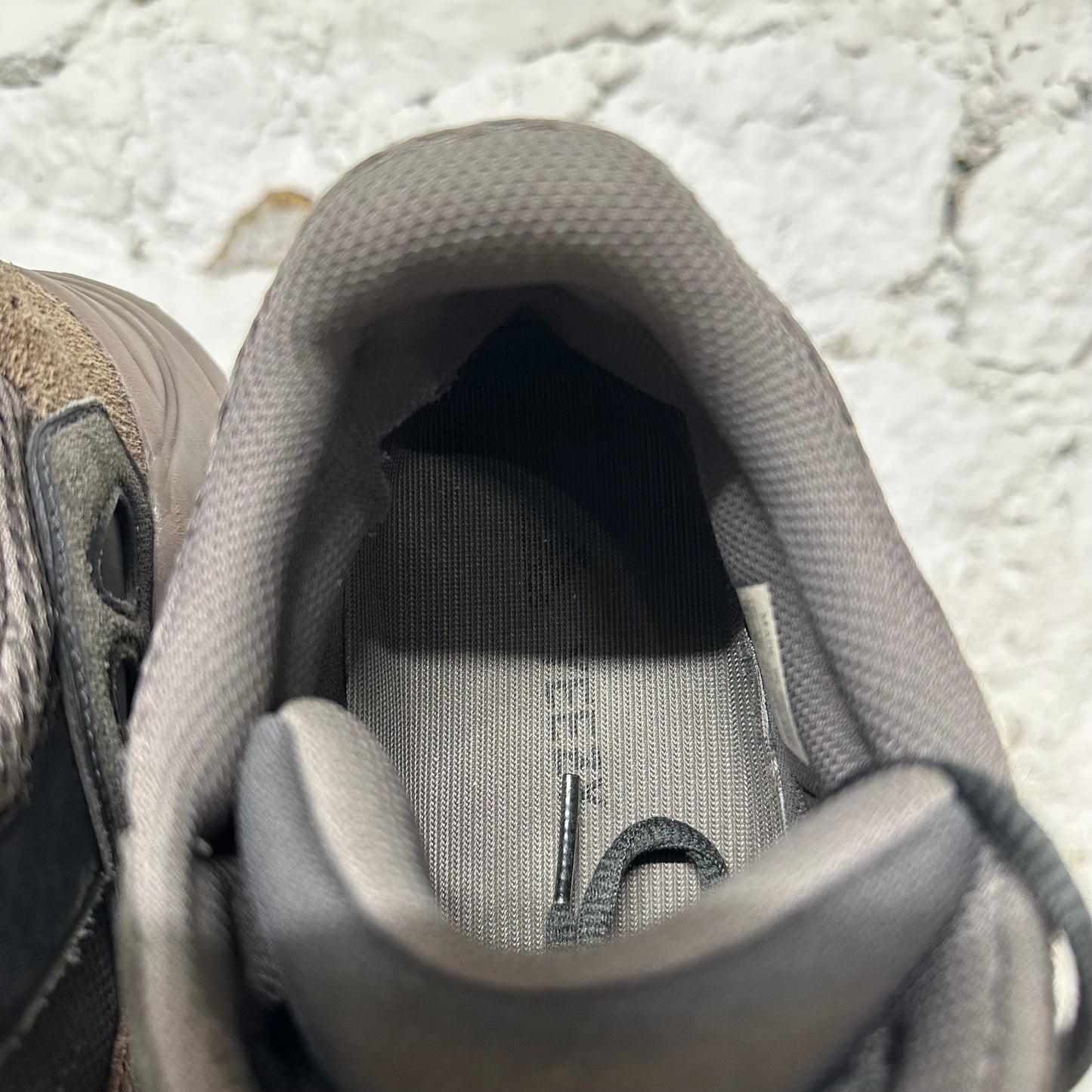 Adidas Yeezy 700 Mauve Sz 10.5