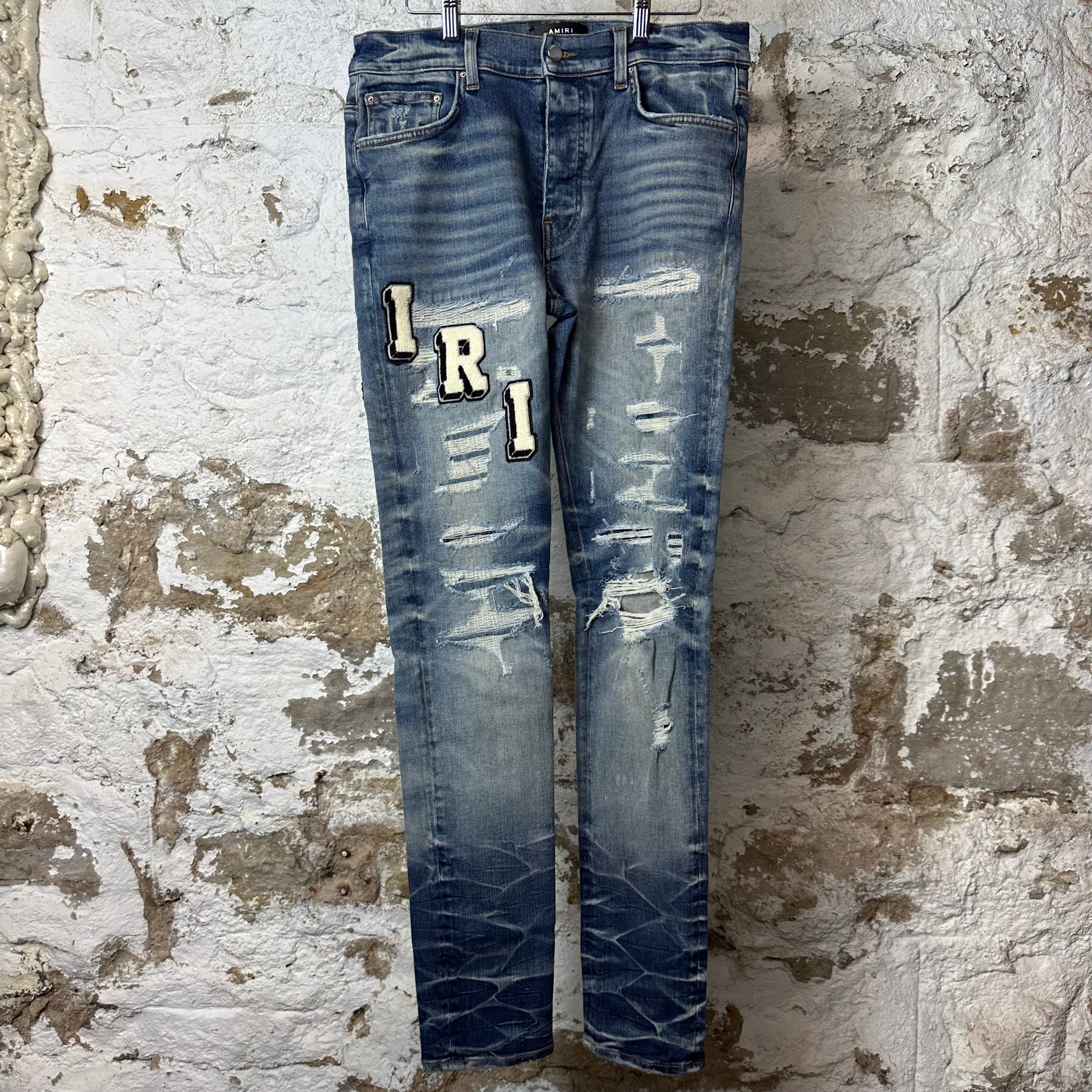 Amiri Felt Spellout Distressed Blue Denim Jeans Sz 34
