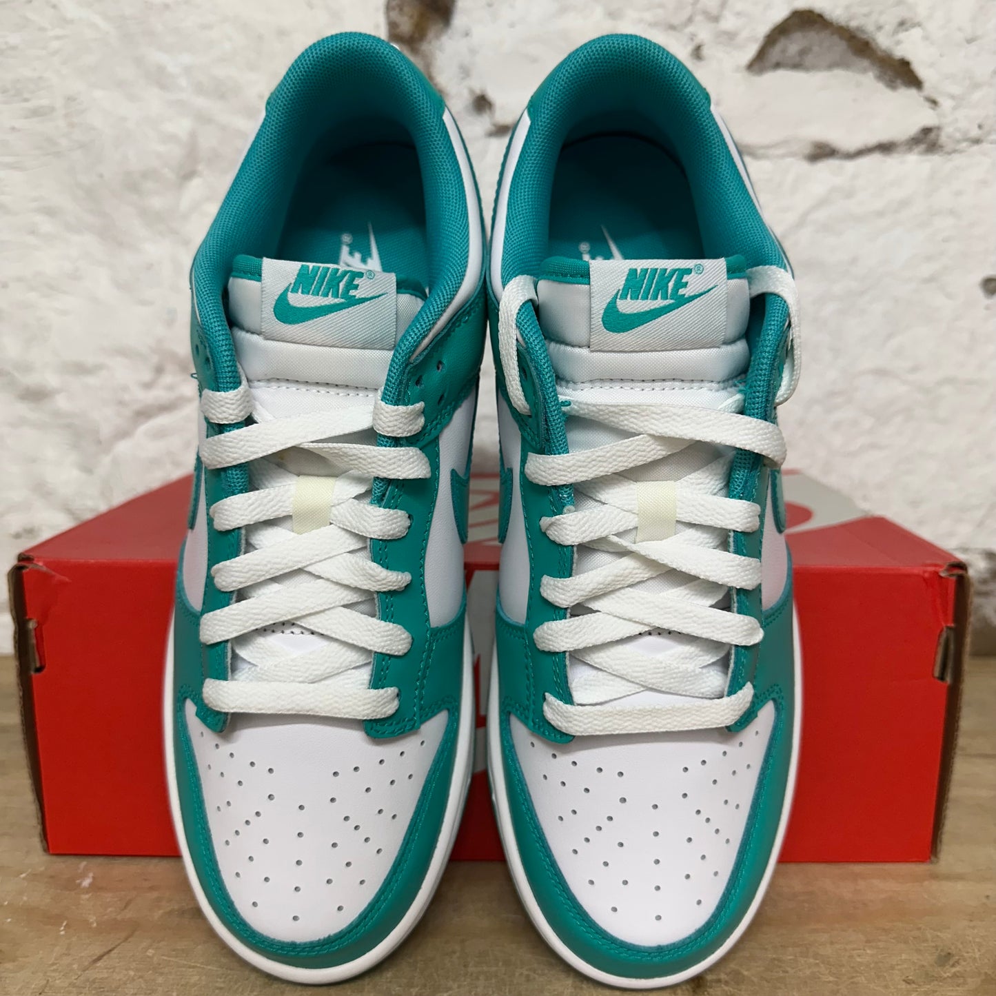 Nike Dunk Low Clear Jade Sz 7.5 DS