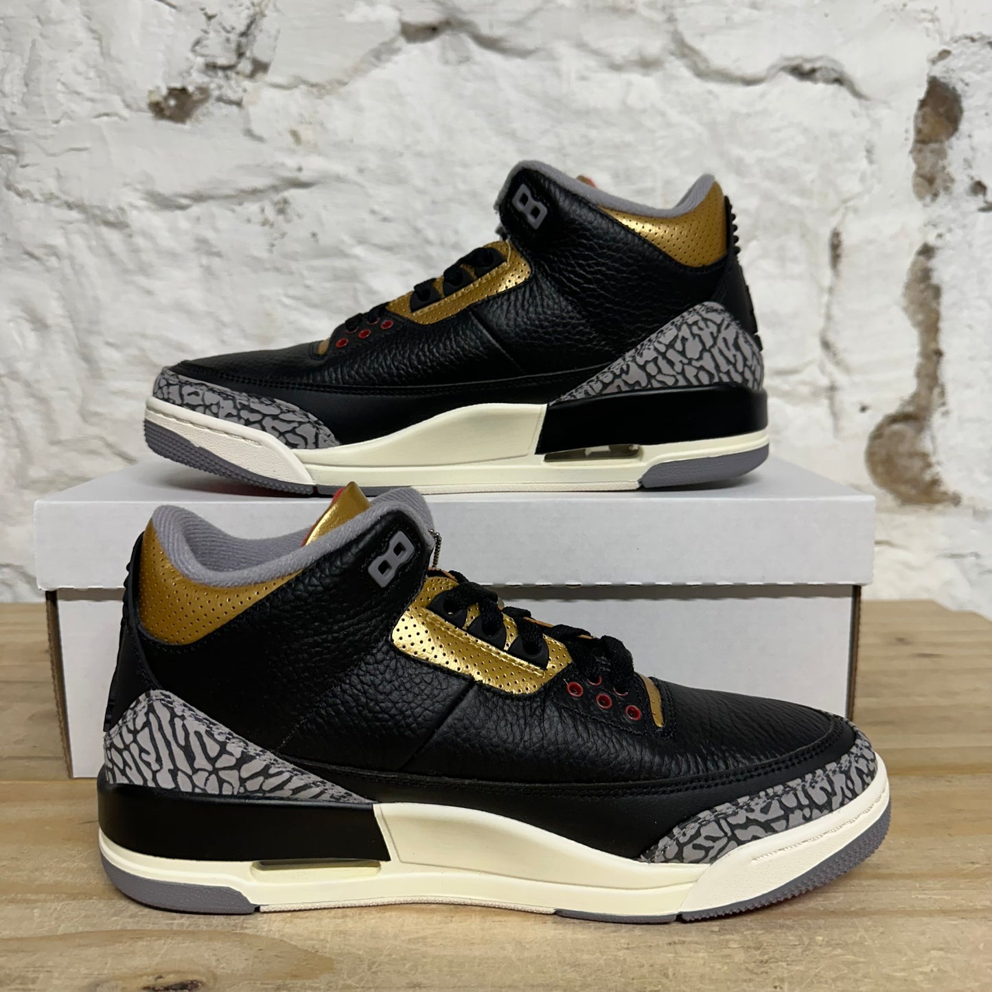 Air Jordan 3 Black Gold Sz 8.5 (10W) DS