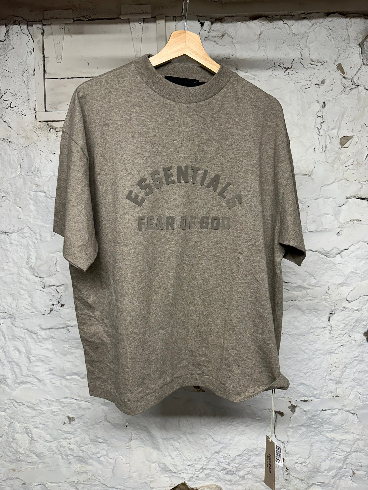 Essentials FOG Grey Spellout T-shirt Sz 14/16 DS