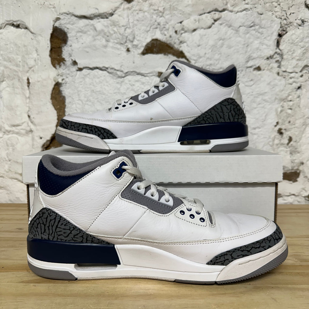 Air Jordan 3 Midnight Navy Sz 11