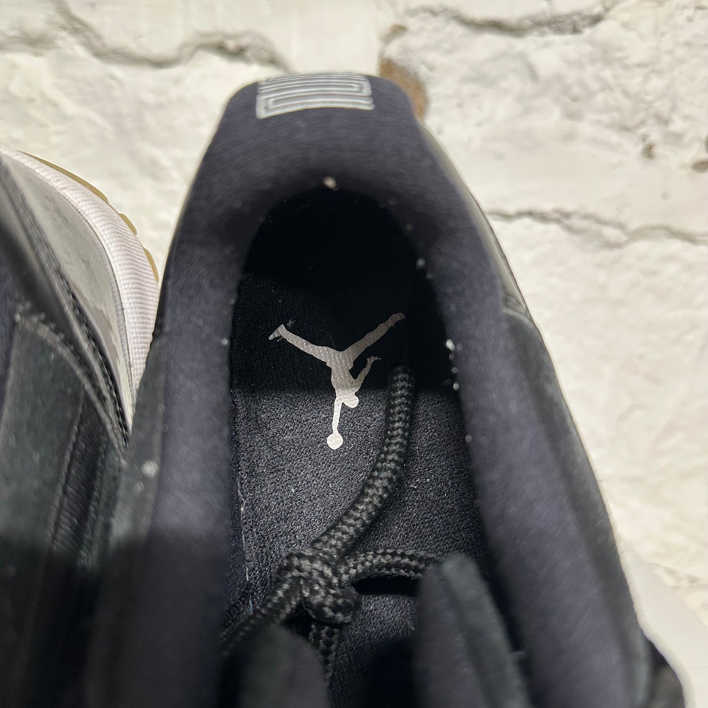 Air Jordan 11 Low Barons Sz 11.5