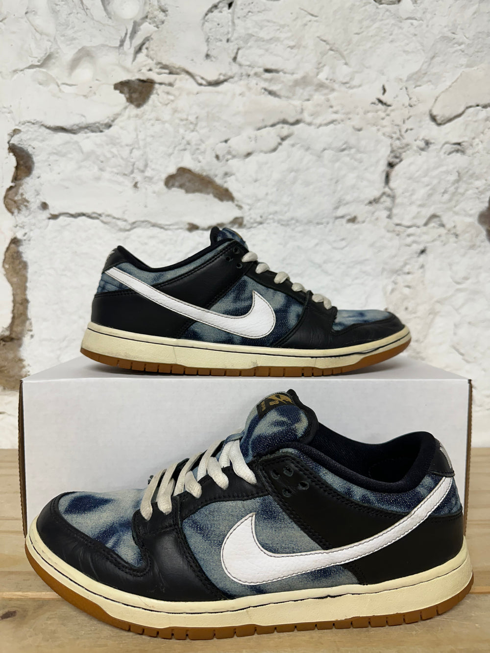 Nike SB Dunk Low Fast Times Sz 9
