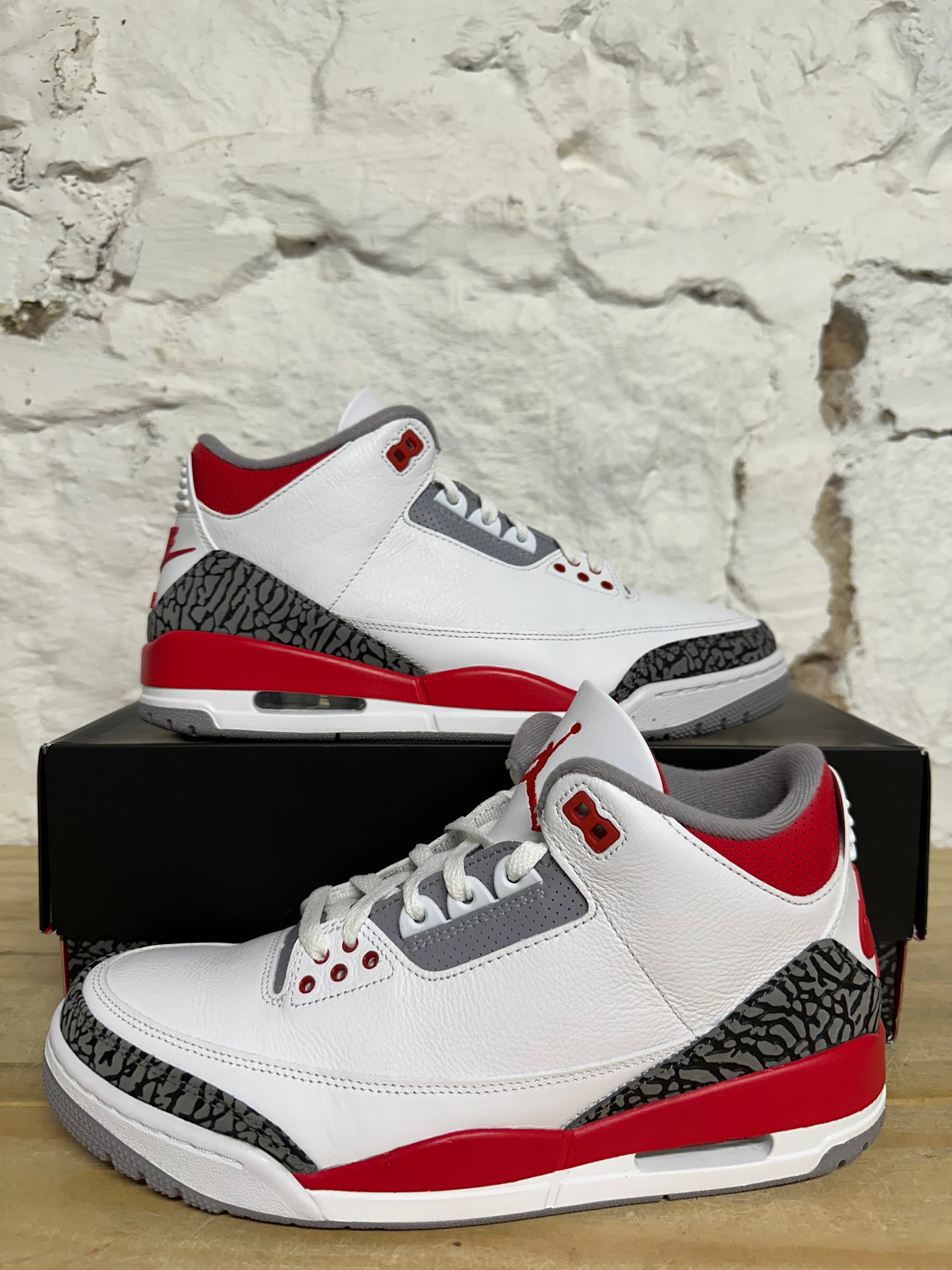 Air Jordan 3 Fire Red sz 10.5