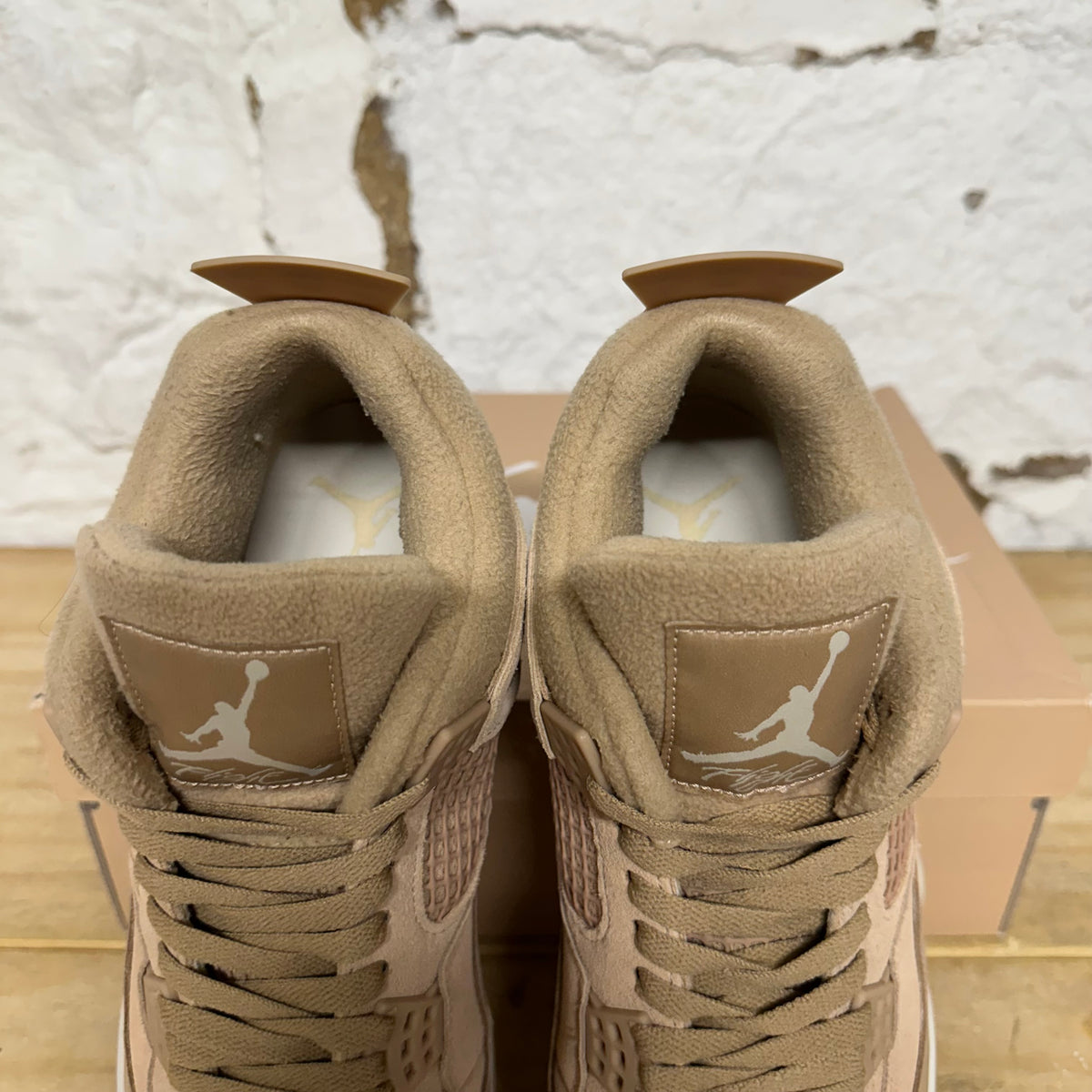 Air Jordan 4 Cozy Girl Sz 10.5 (12W)