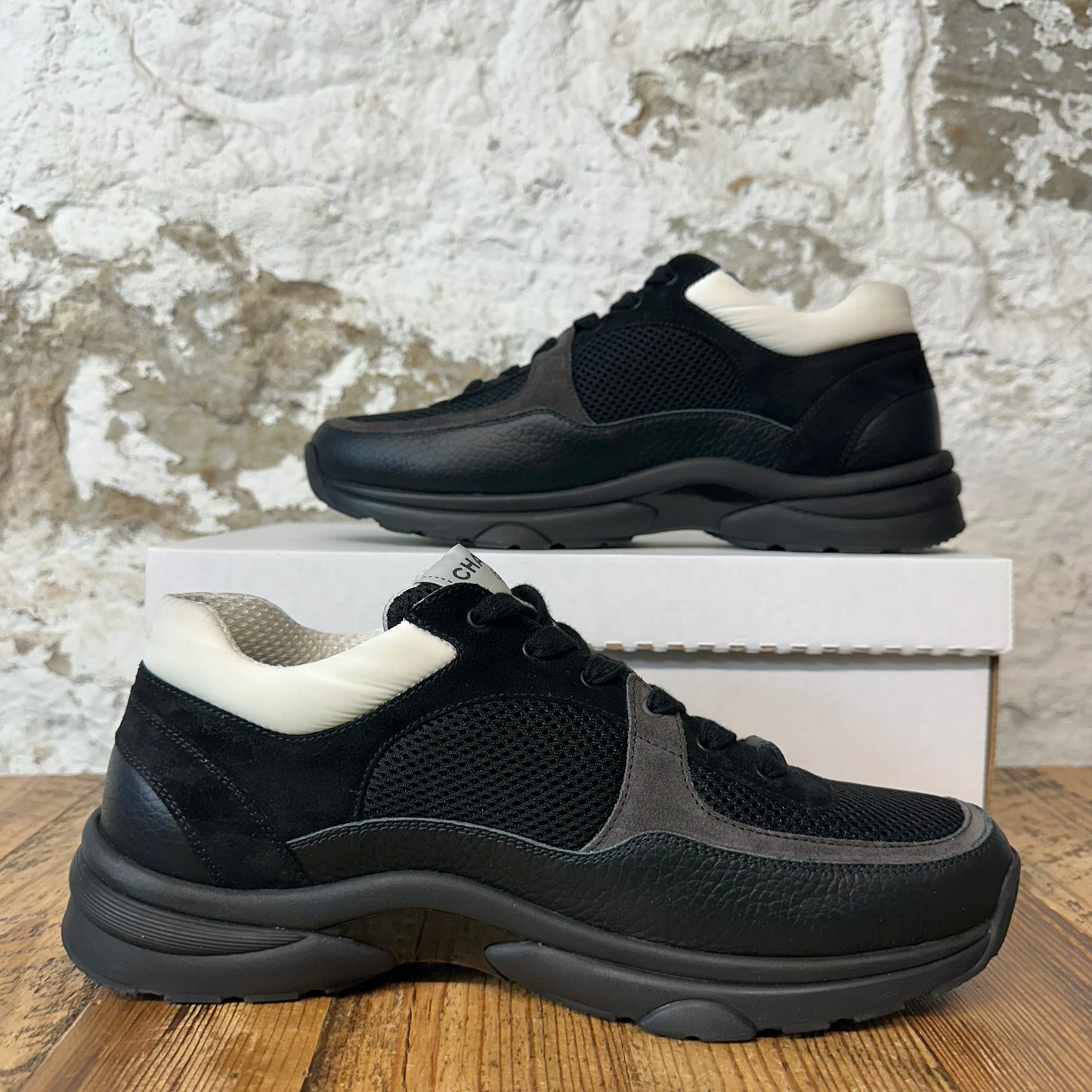 Chanel CC Black White Trainer Sneaker Sz 10 (43)