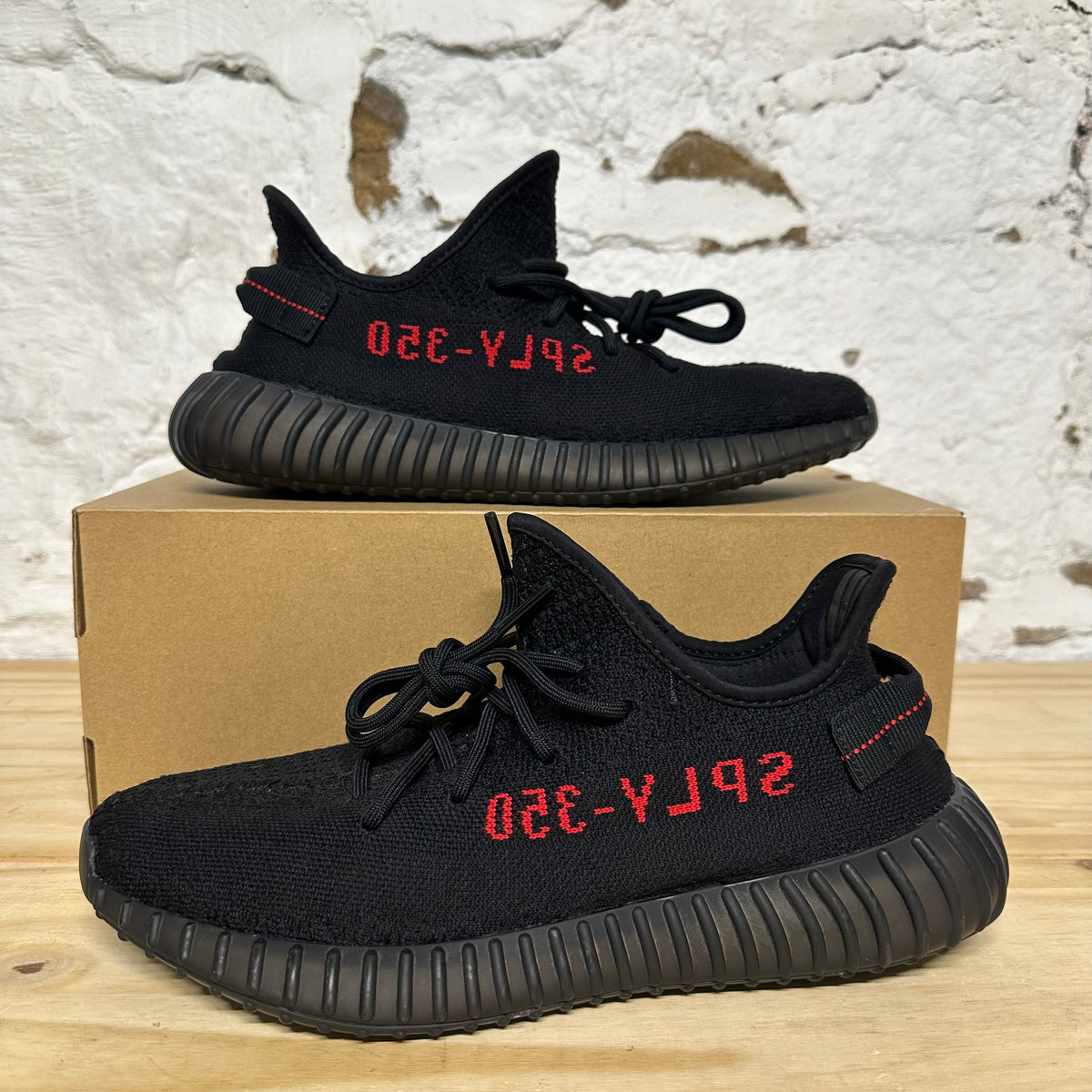 Yeezy 350 V2 Bred Sz 10.5