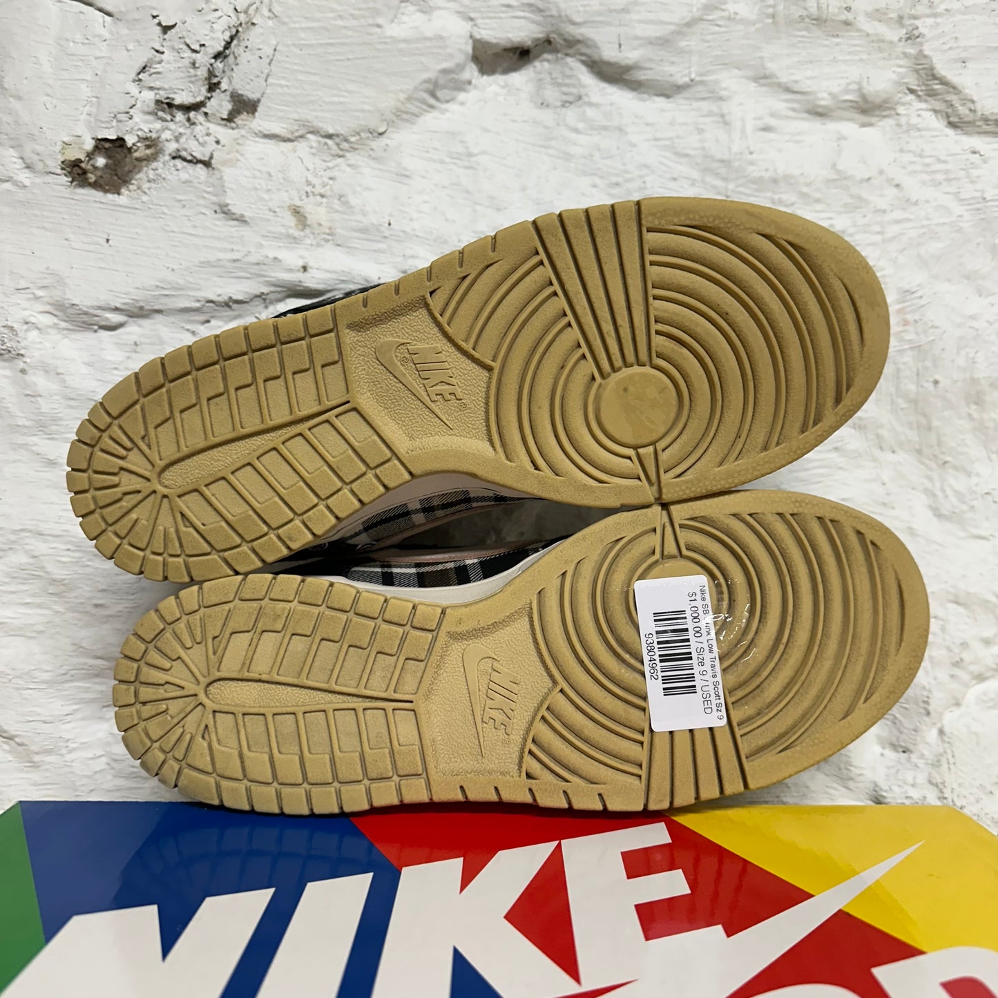 Nike SB Dunk Low Travis Scott Sz 9