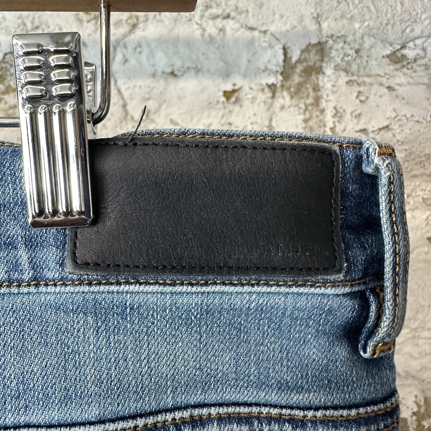 Amiri Knee Rip Shotgun Dark Blue Denim Jeans Sz 38