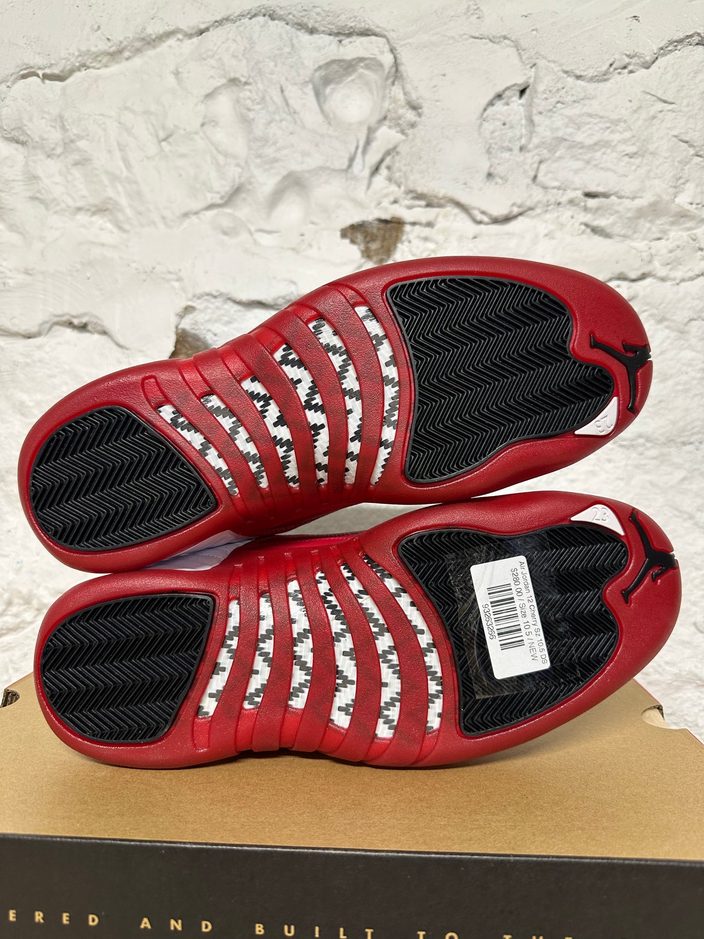 Air Jordan 12 Cherry Sz 10.5 DS