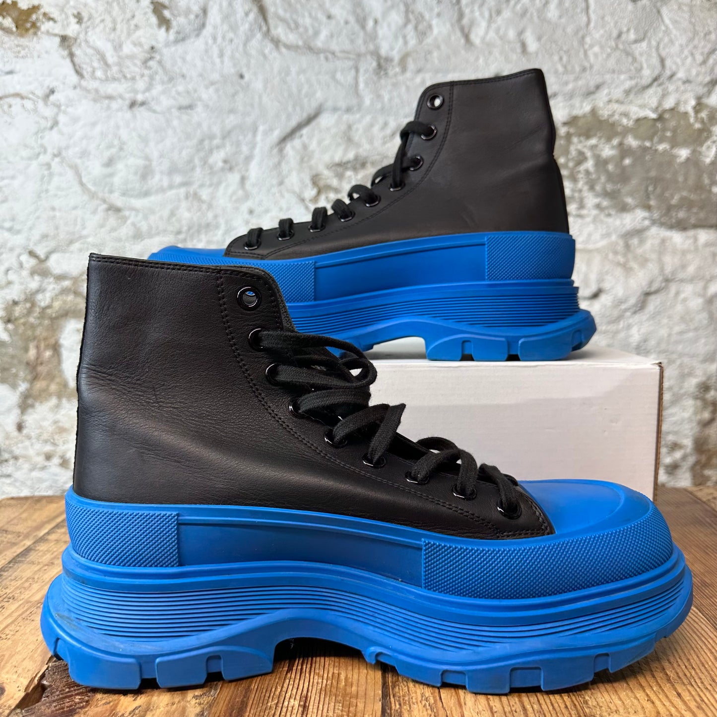 Alexander McQueen Black Blue Tread Boot Sz 9.5 (42.5)