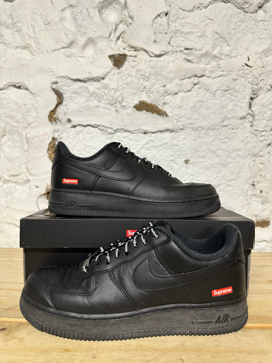 Nike Air Force 1 Supreme Black Sz 9