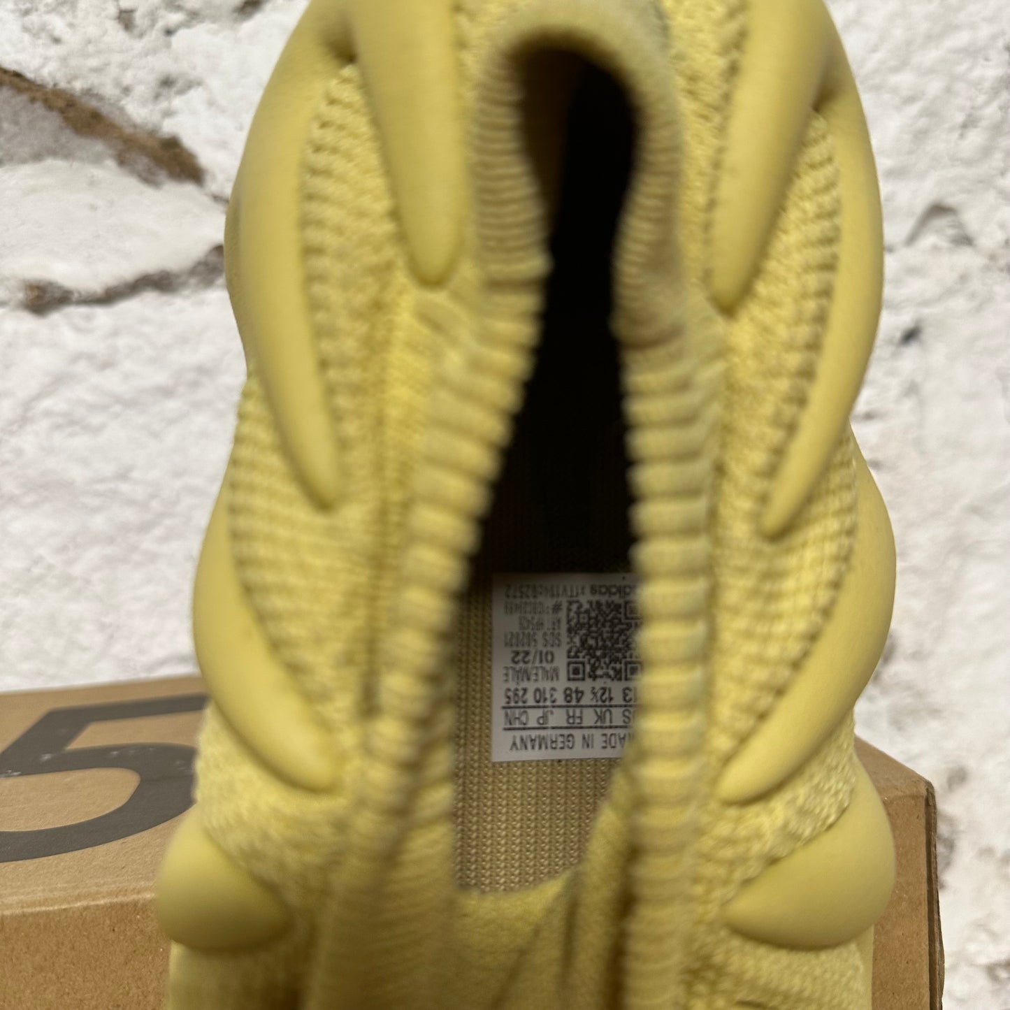 Yeezy 450 Sulfur Sz 13