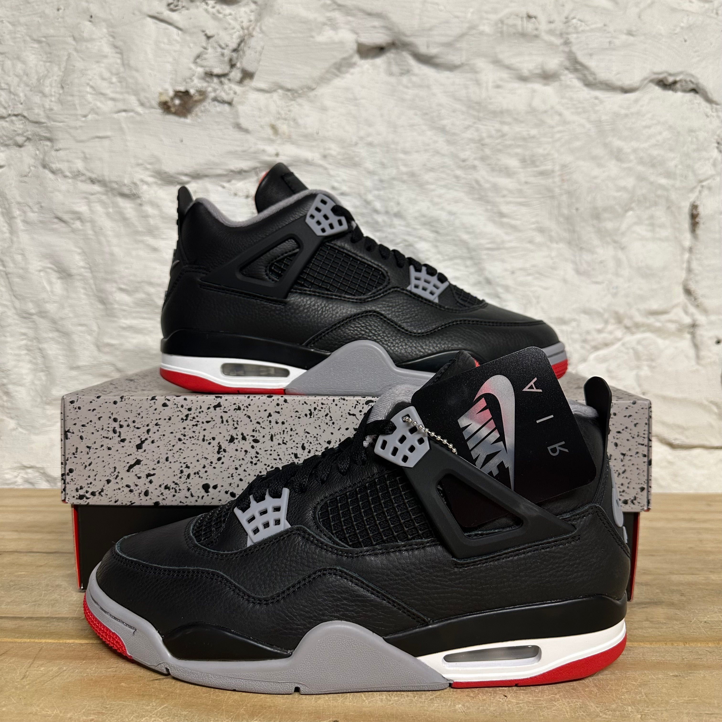 Air Jordan 4 Bred Reimagined Sz 8.5 DS
