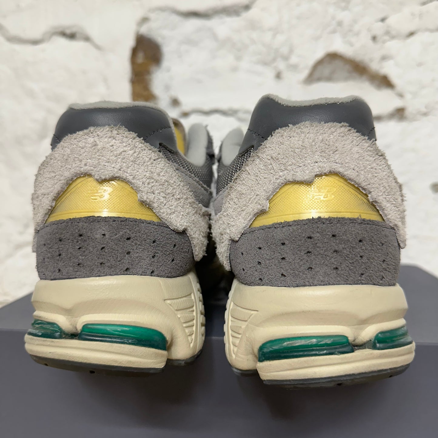 New Balance 200R Protection Pack Rain Cloud Sz 10