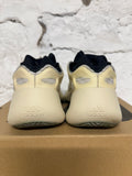 Yeezy 700 V3 Azael Sz 8.5