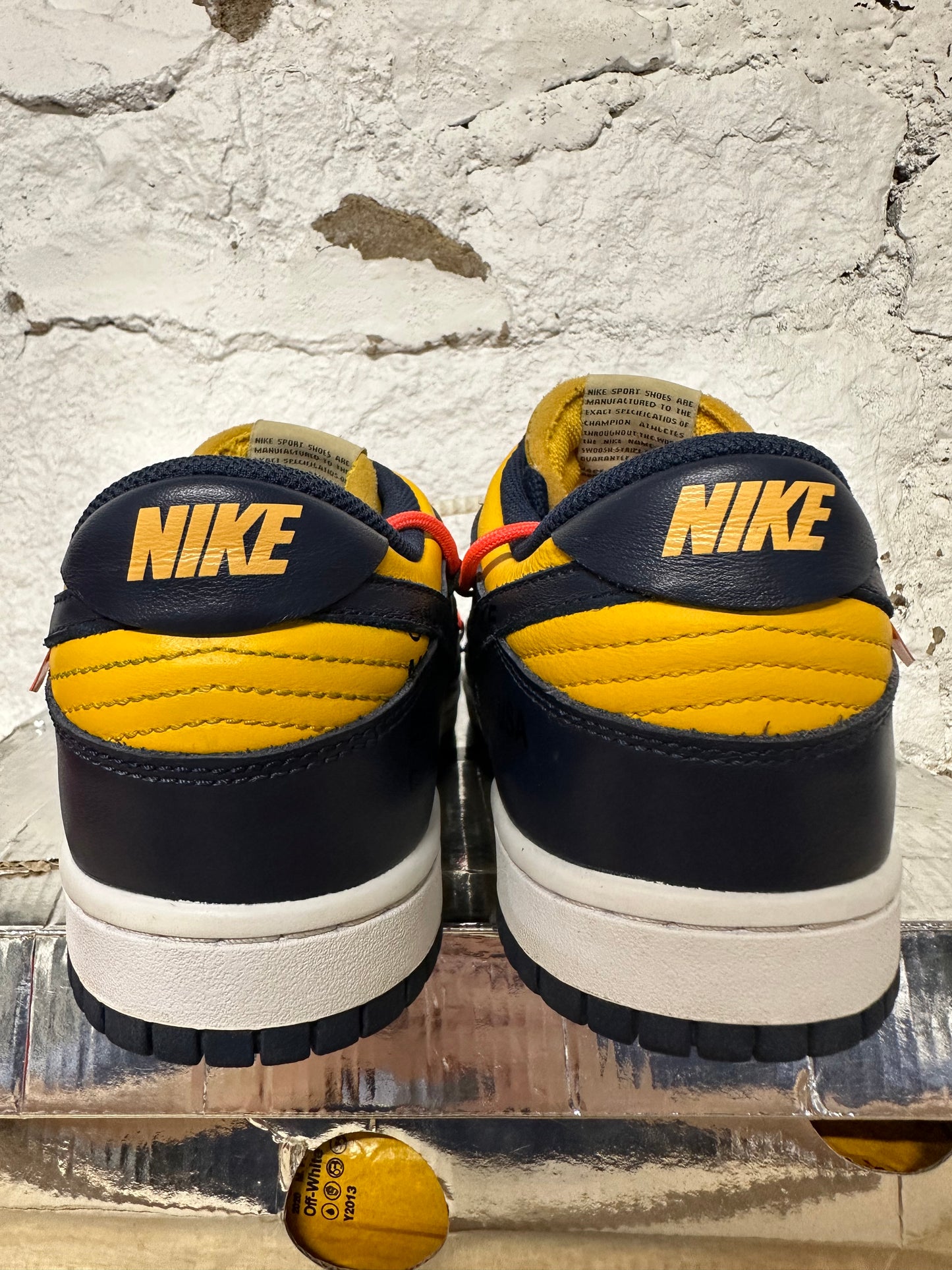Nike Dunk Low Off White University Gold Sz 10.5