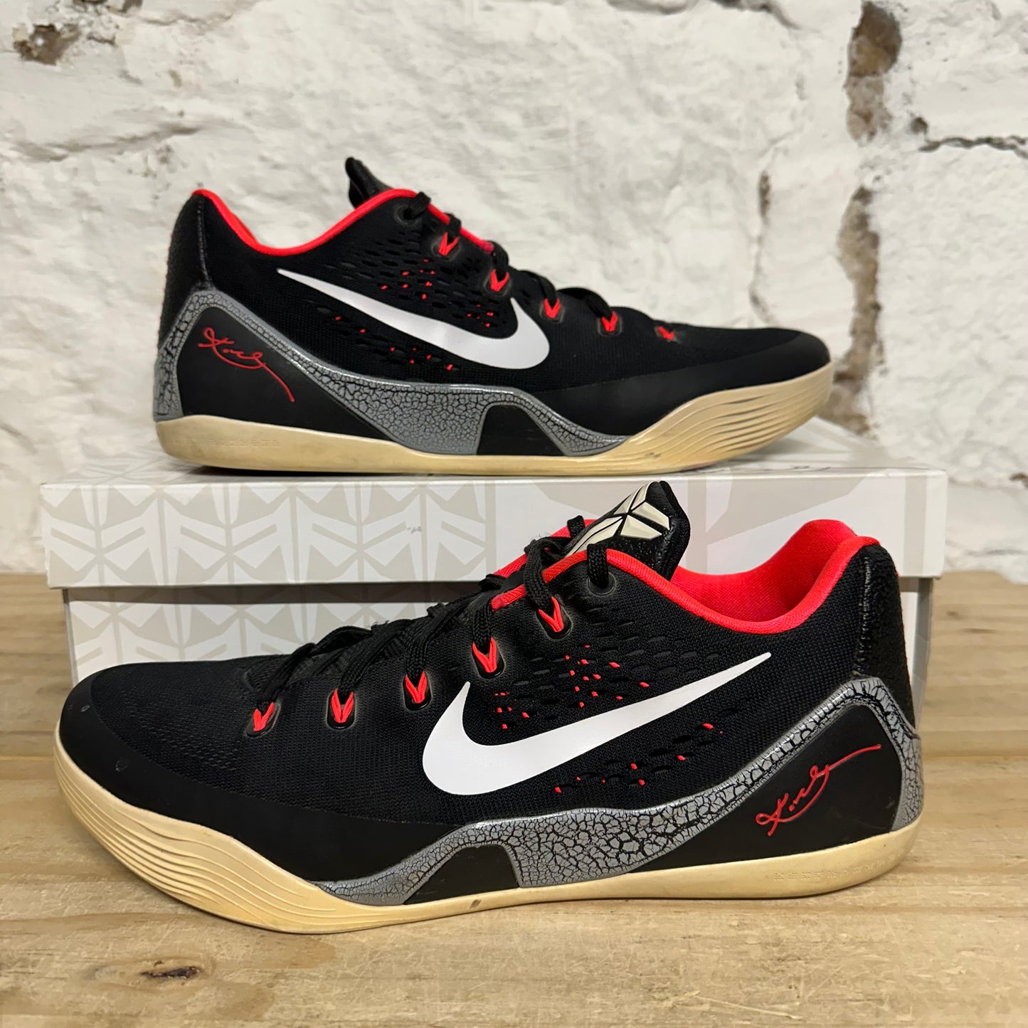 Nike Kobe 9 Low Laser Crimson Sz 12