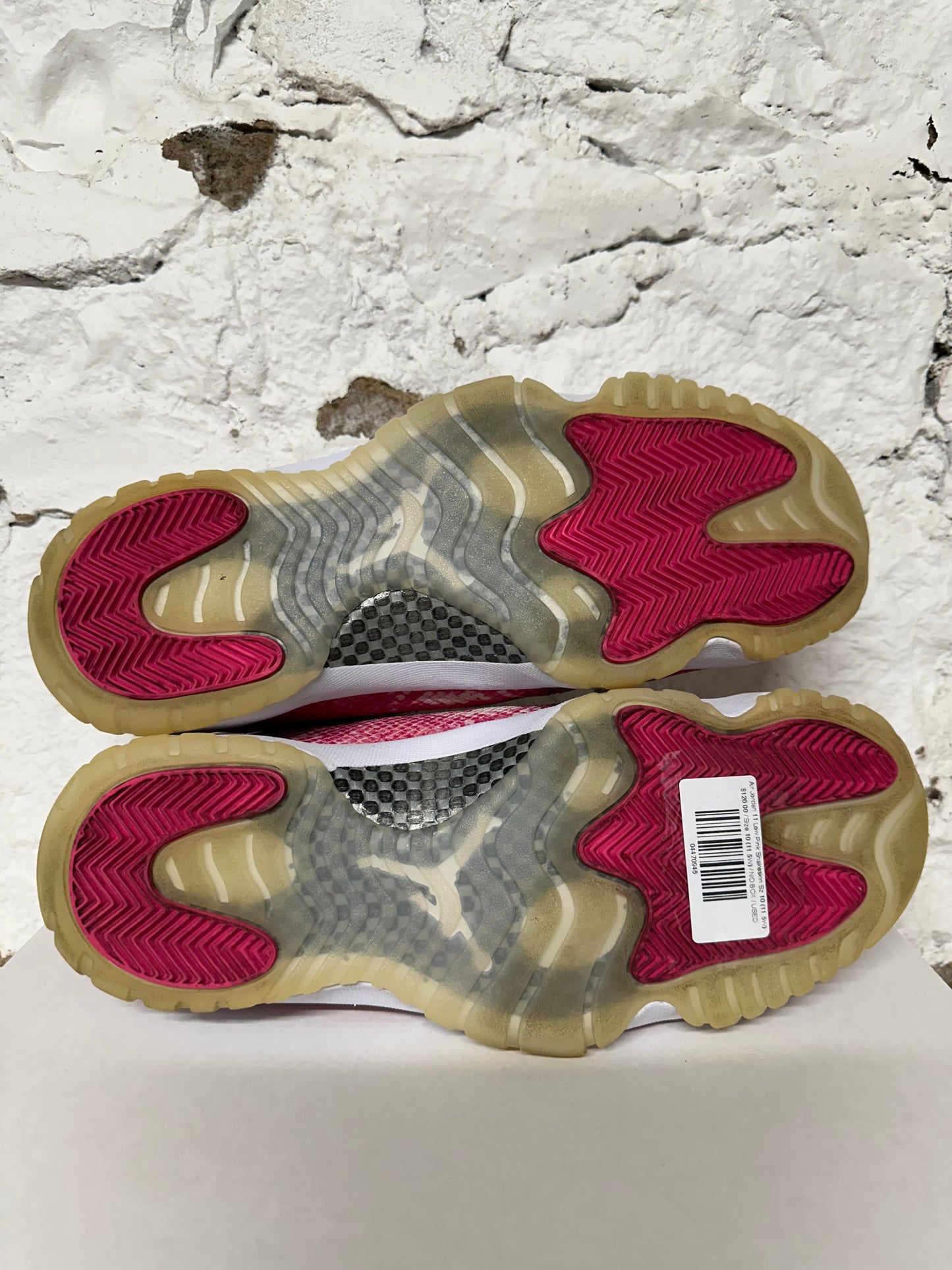 Air Jordan 11 Low Pink Snakeskin Sz 10 (11.5W)