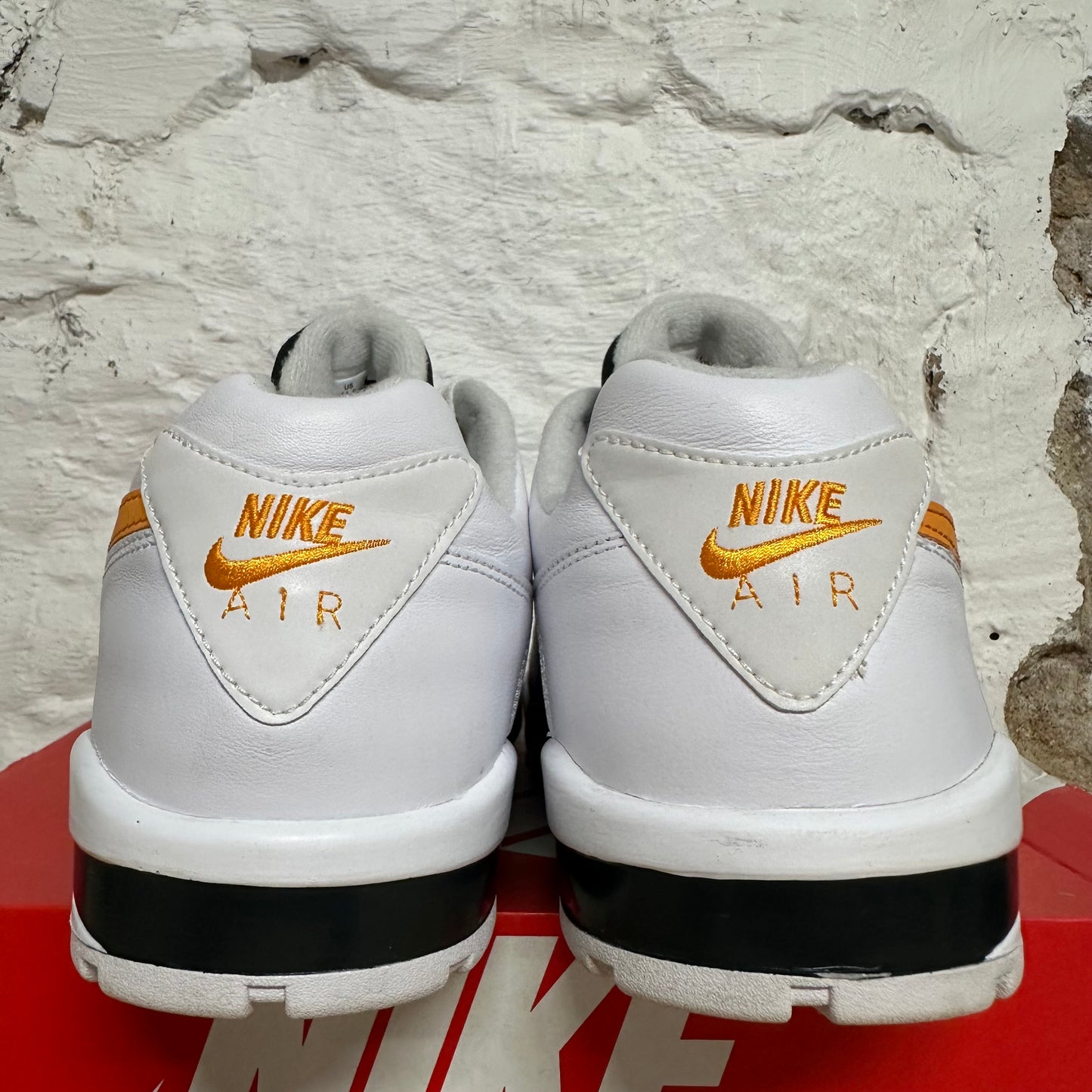 Nike Air Cross Trainer 3 Low White University Gold Sz 11.5