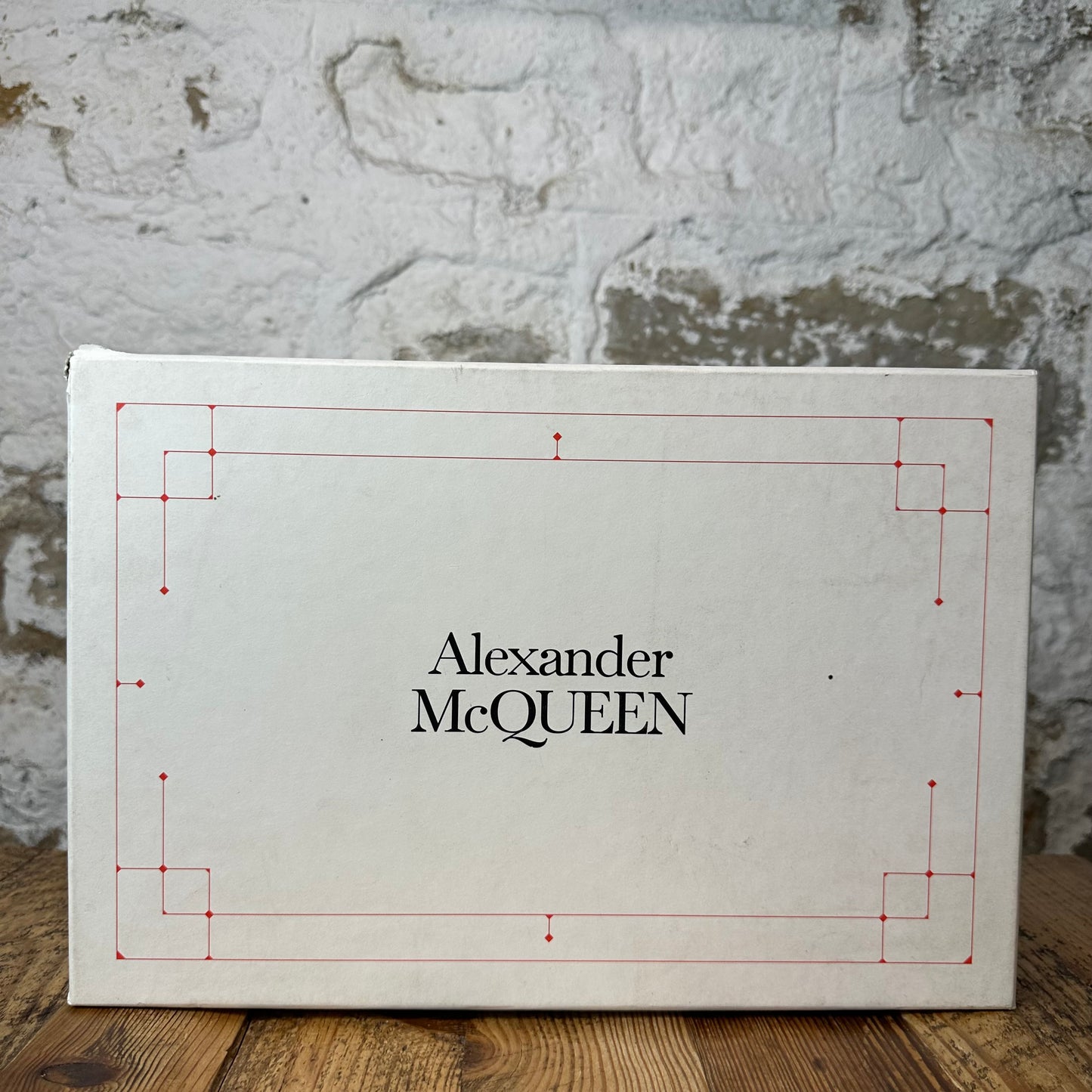 Alexander McQueen Grey Croc Suede Tab White Sneaker Sz 8 (41)