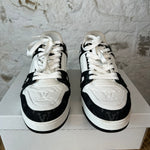 Louis Vuitton White Black Trainer Sz 10.5 (9LV) No Box