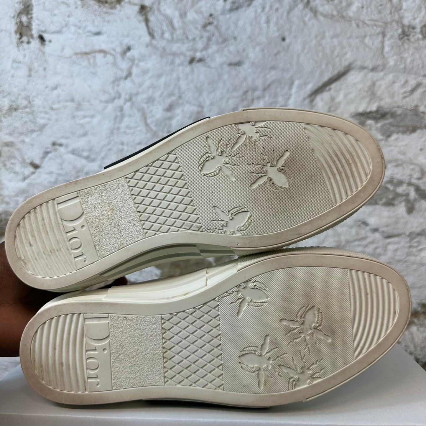 Dior B23 Low Cream Oblique Sneaker Sz 7 (40) No Box