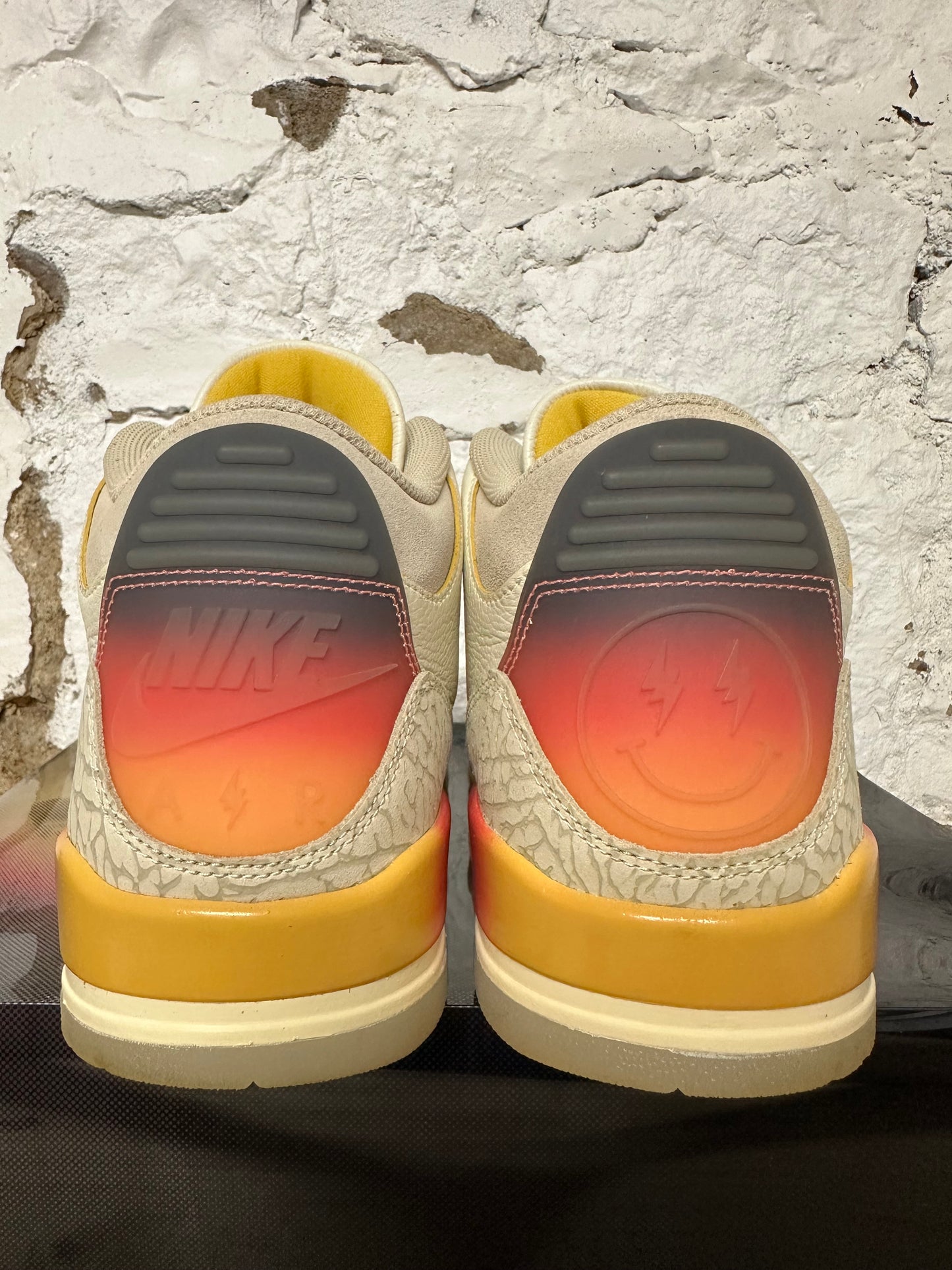 Air Jordan 3 J Balvin Sunset Sz 12