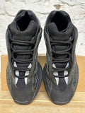 Yeezy 700 V3 Dark Glow Sz 9.5