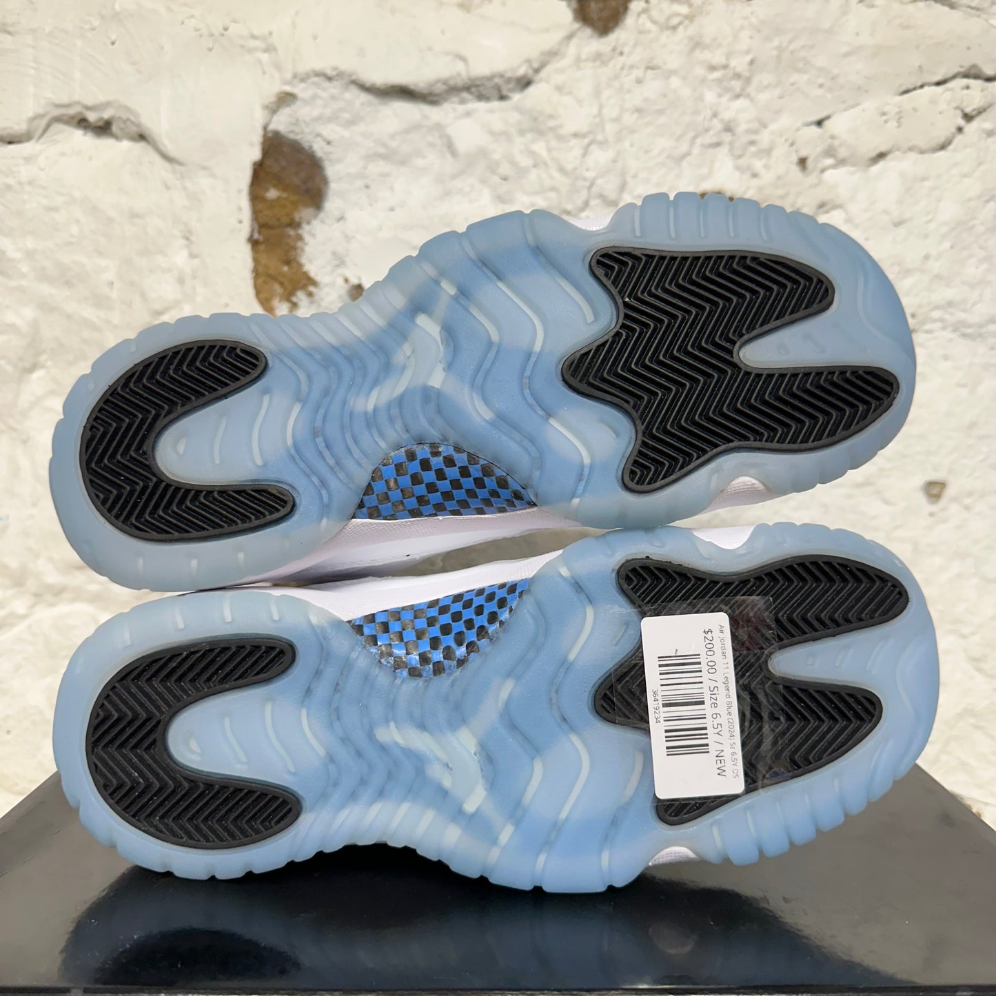 Air Jordan 11 High Legend Blue (2024) Sz 6.5Y DS
